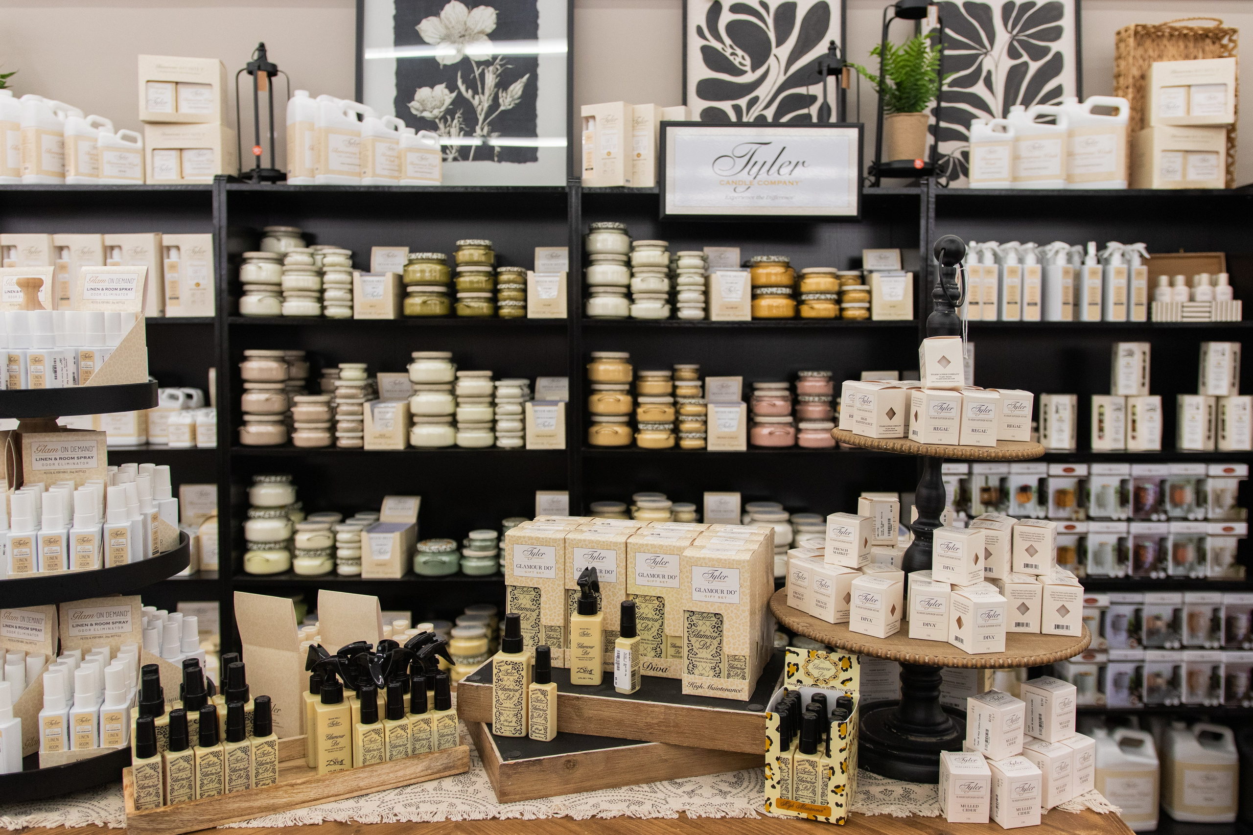 Painted Tree Boutiques fall collection retail photoshoot in Round Rock