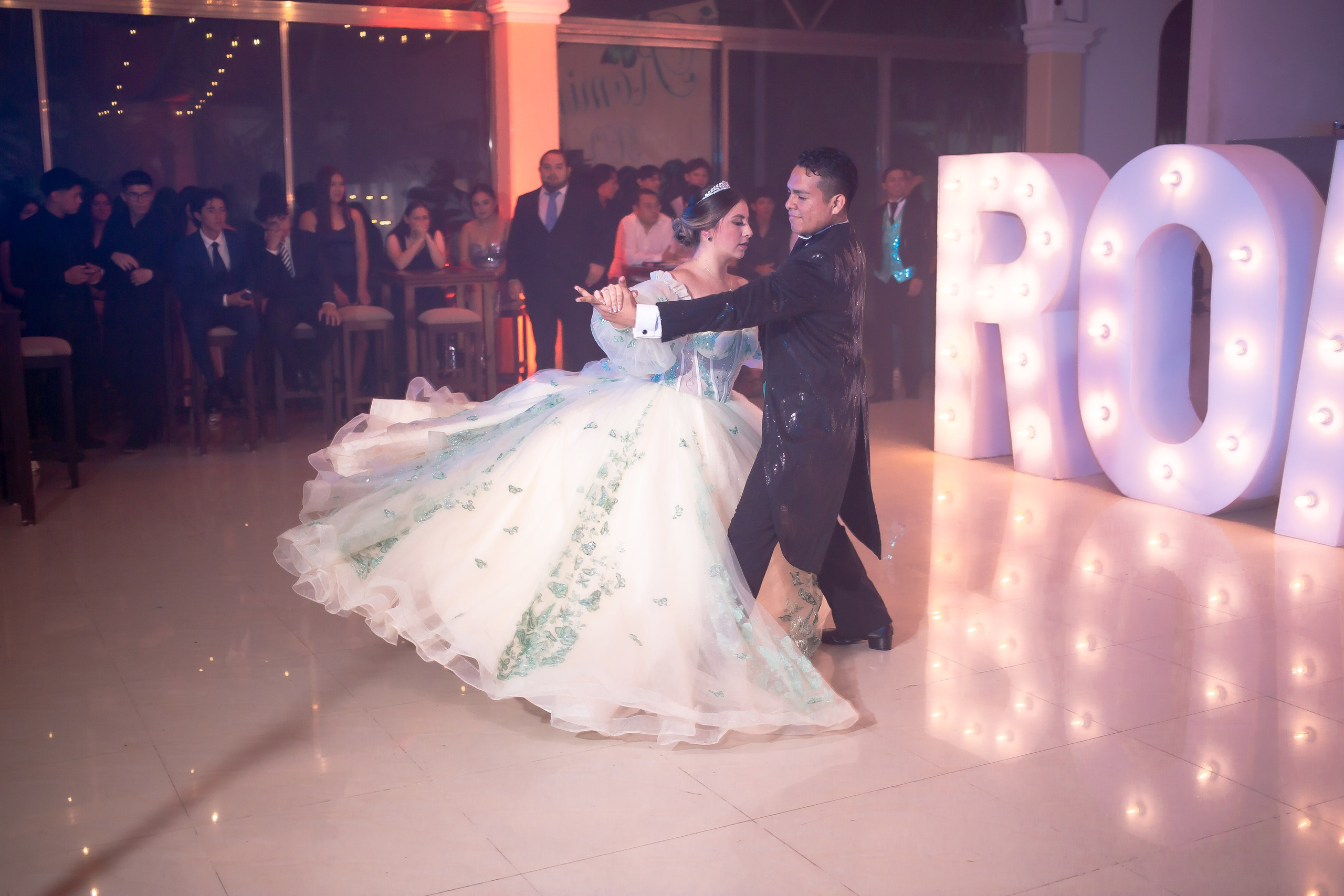 XV AÑOS ROMINA