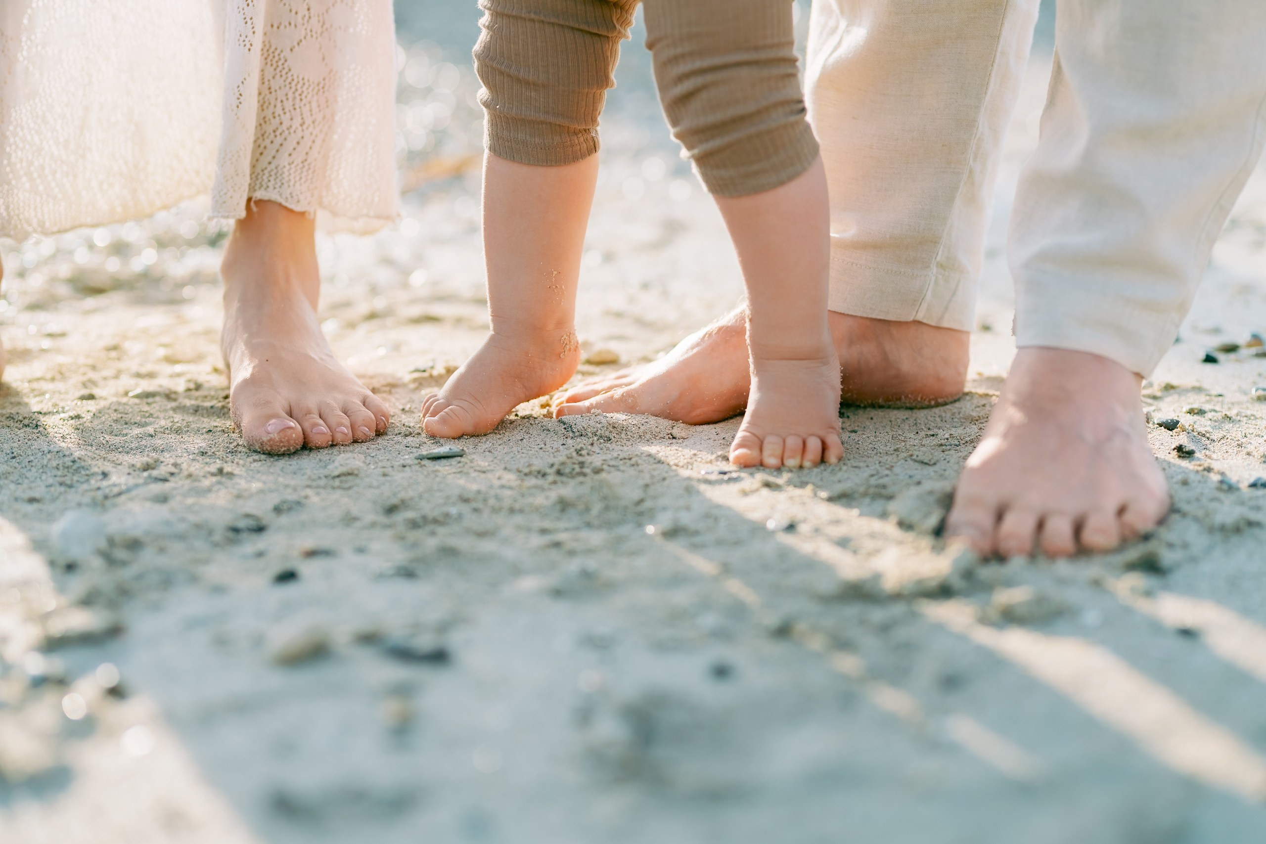 Family Photoshoot Mallorca Beach. Photographer in Mallorca