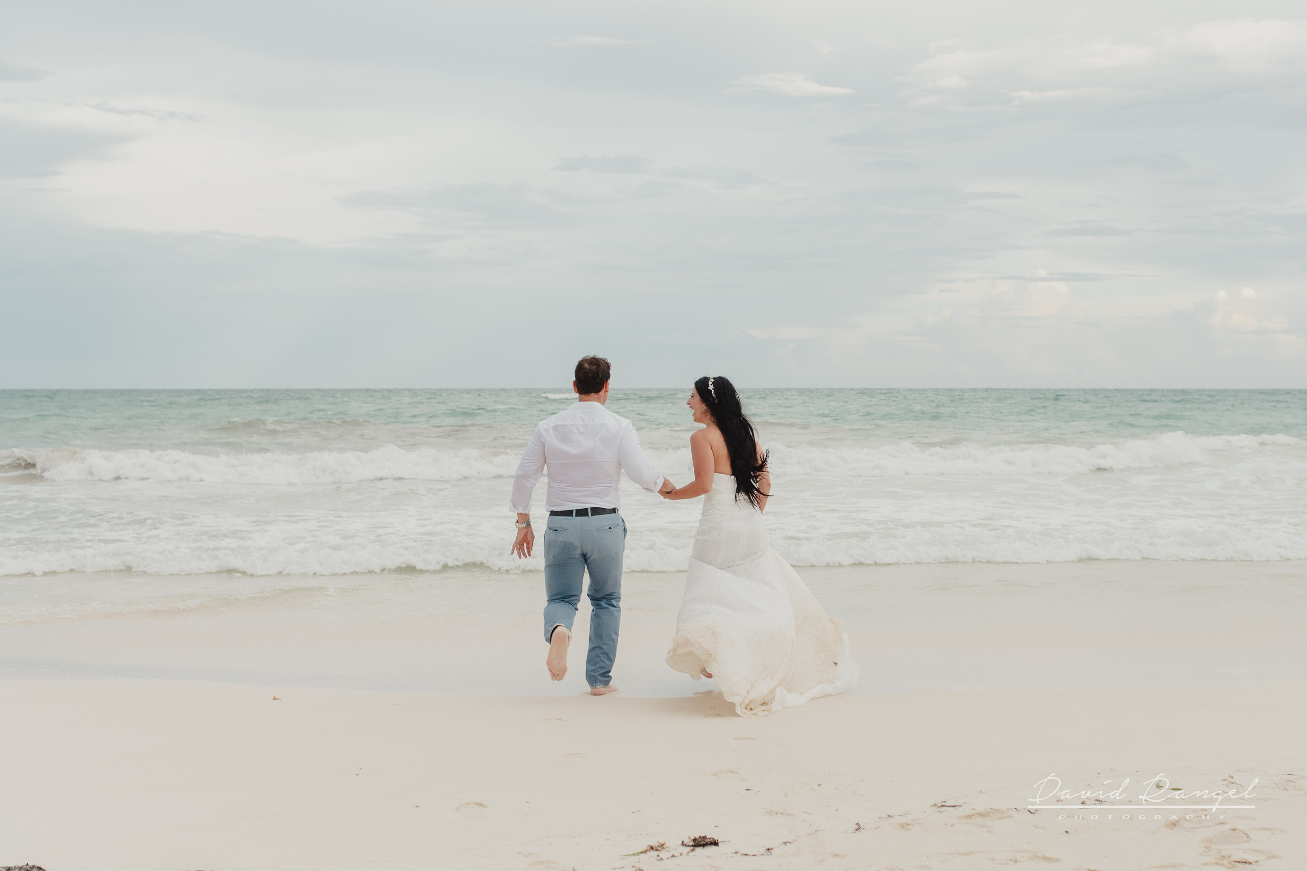 Mayan Weddings. Destination wedding photographer based in Cancun and Riviera Maya with service worldwide