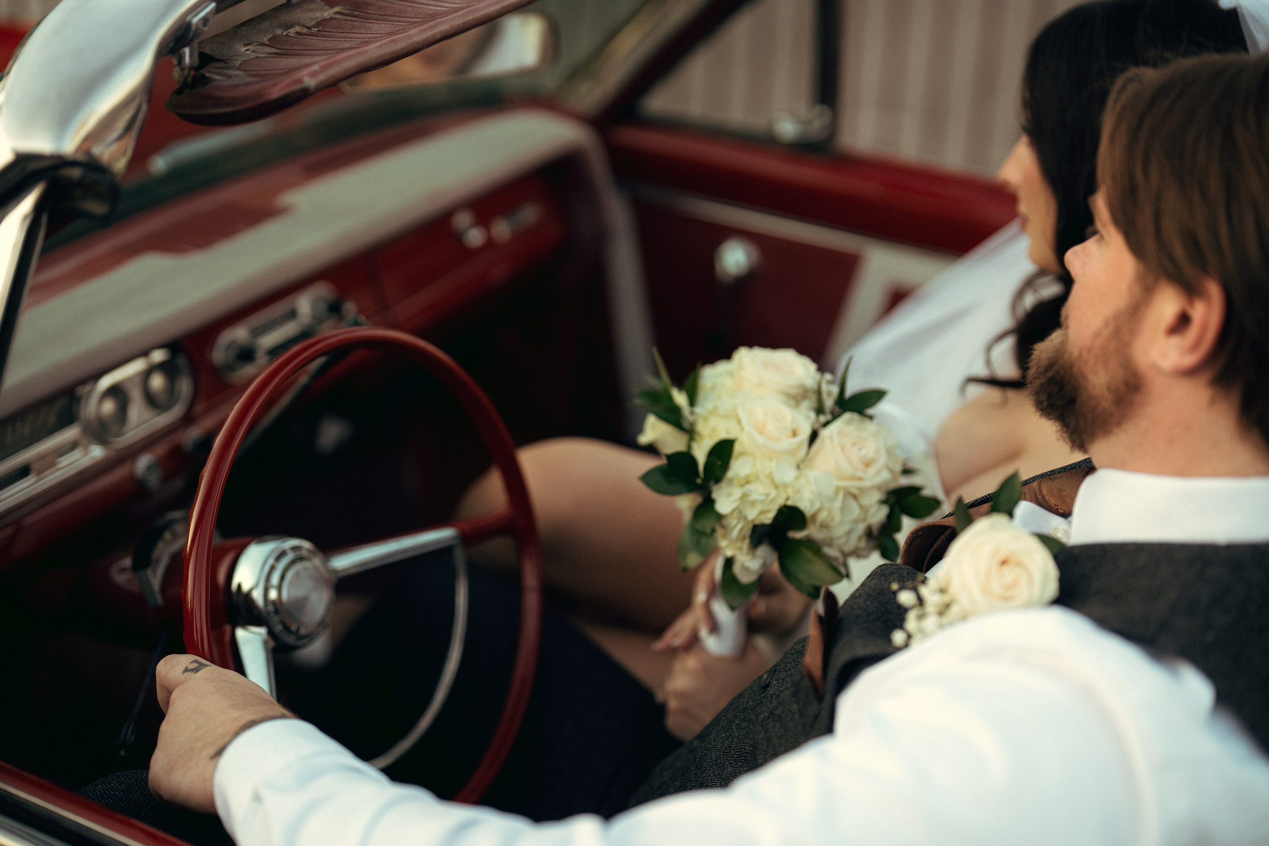 Maggie&Nathan. Wedding & elopement photographer Viktoriya Kravtsov. Las Vegas
