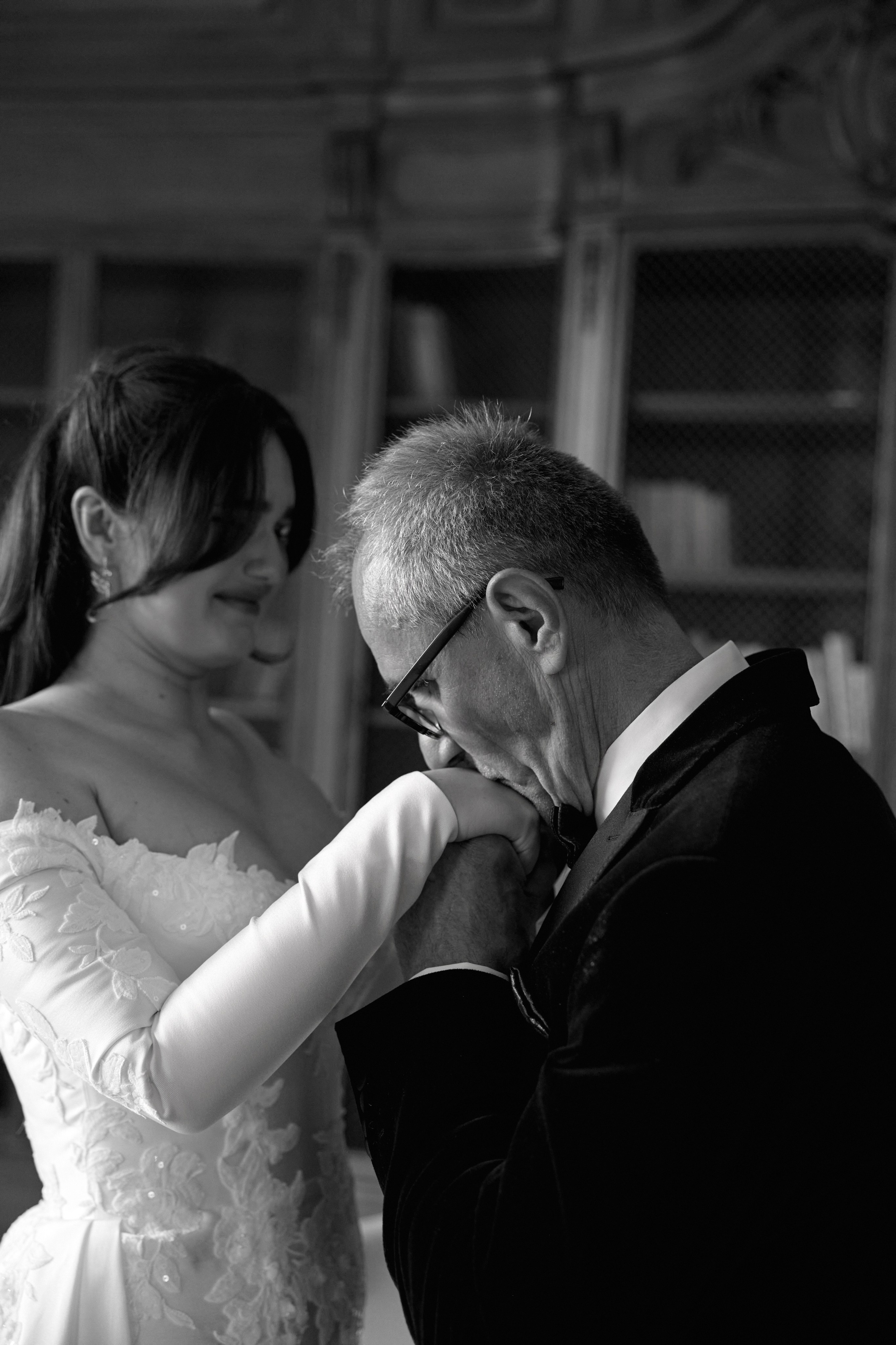 Wiktoria & Kacper. Pałac Goetz. Fotograf ślubny i rodzinny w Krakowie Yana Klymova