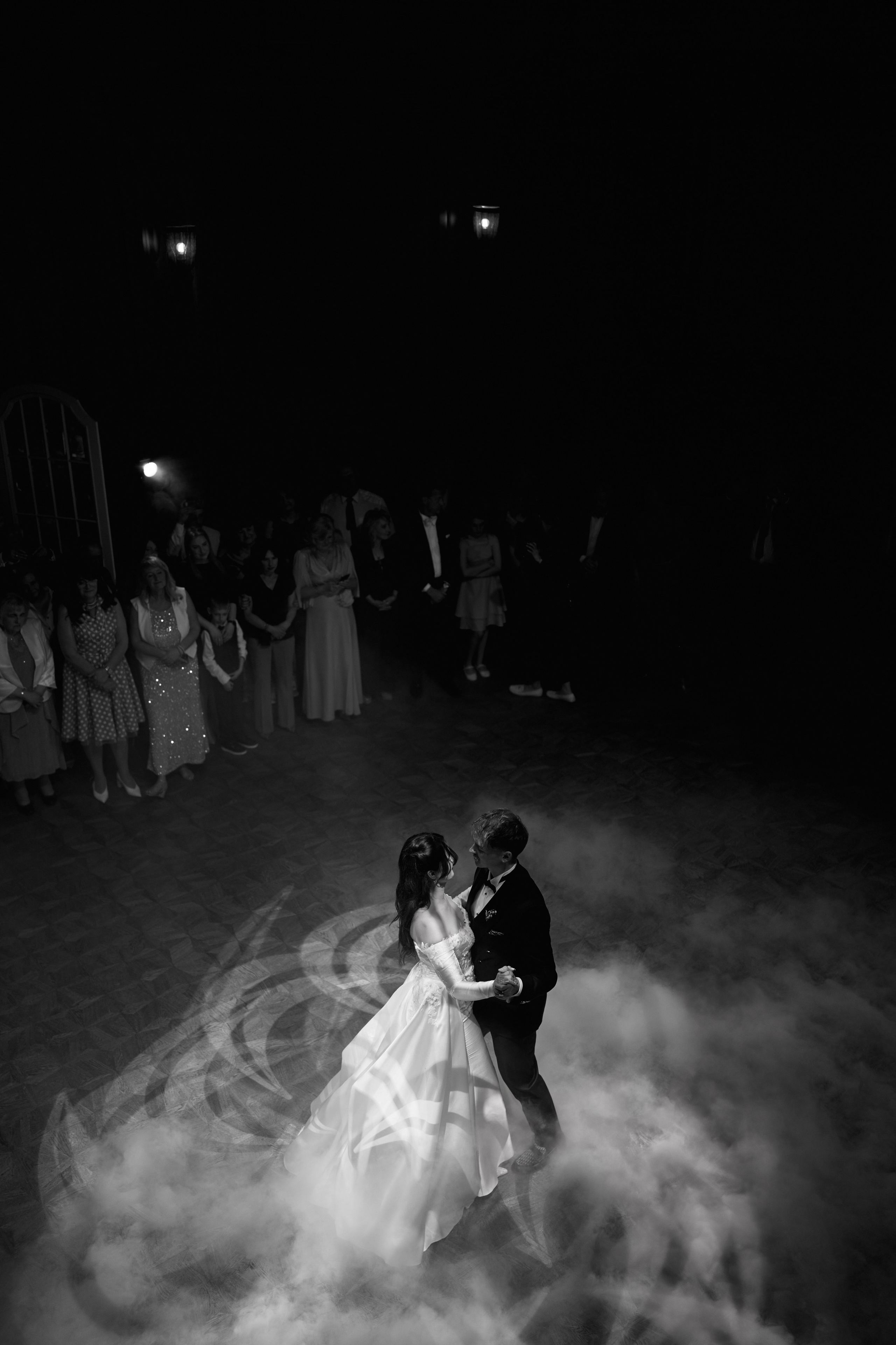 Wiktoria & Kacper. Pałac Goetz. Fotograf ślubny i rodzinny w Krakowie Yana Klymova