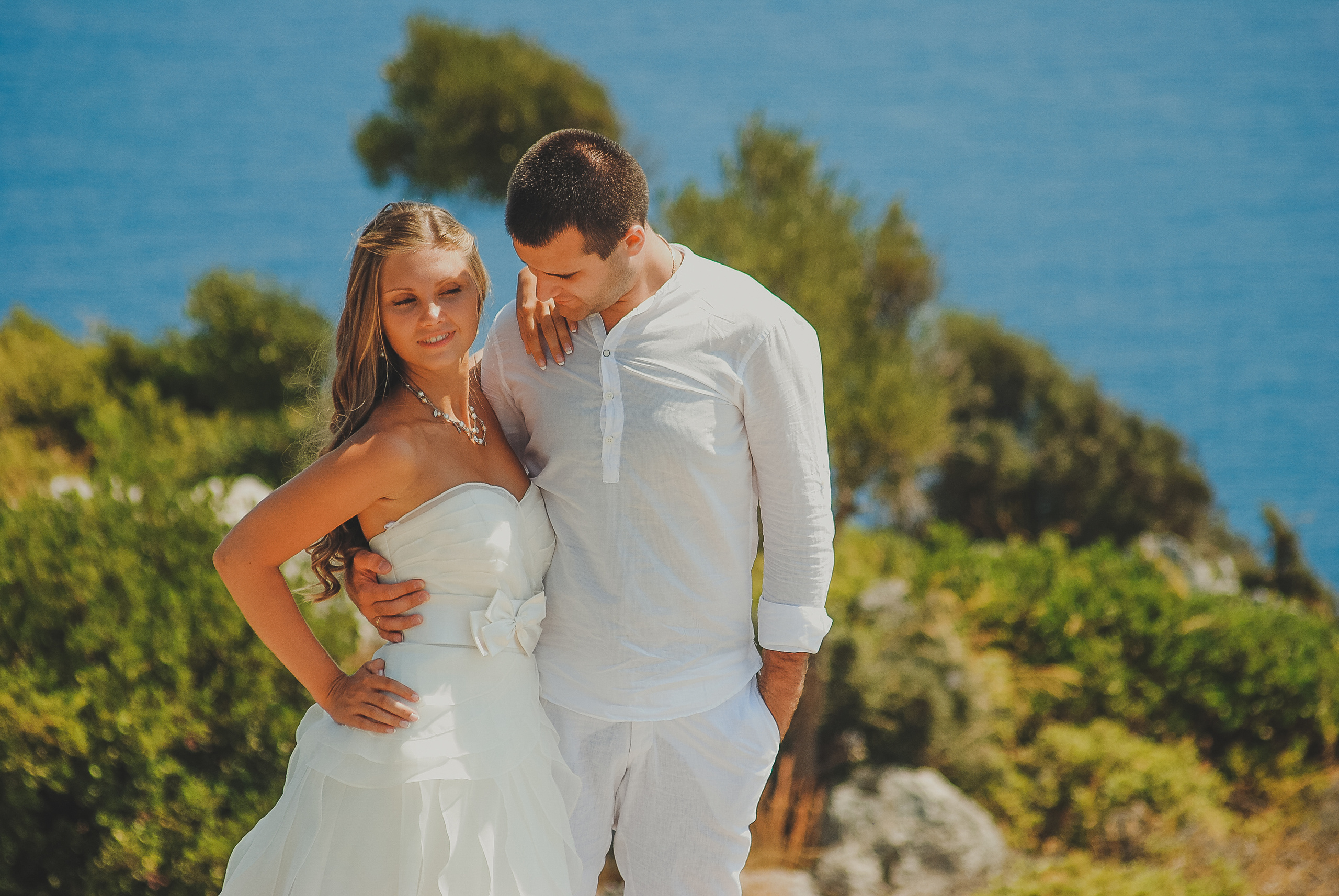 Love at Rhodes. Photographer at Santorini