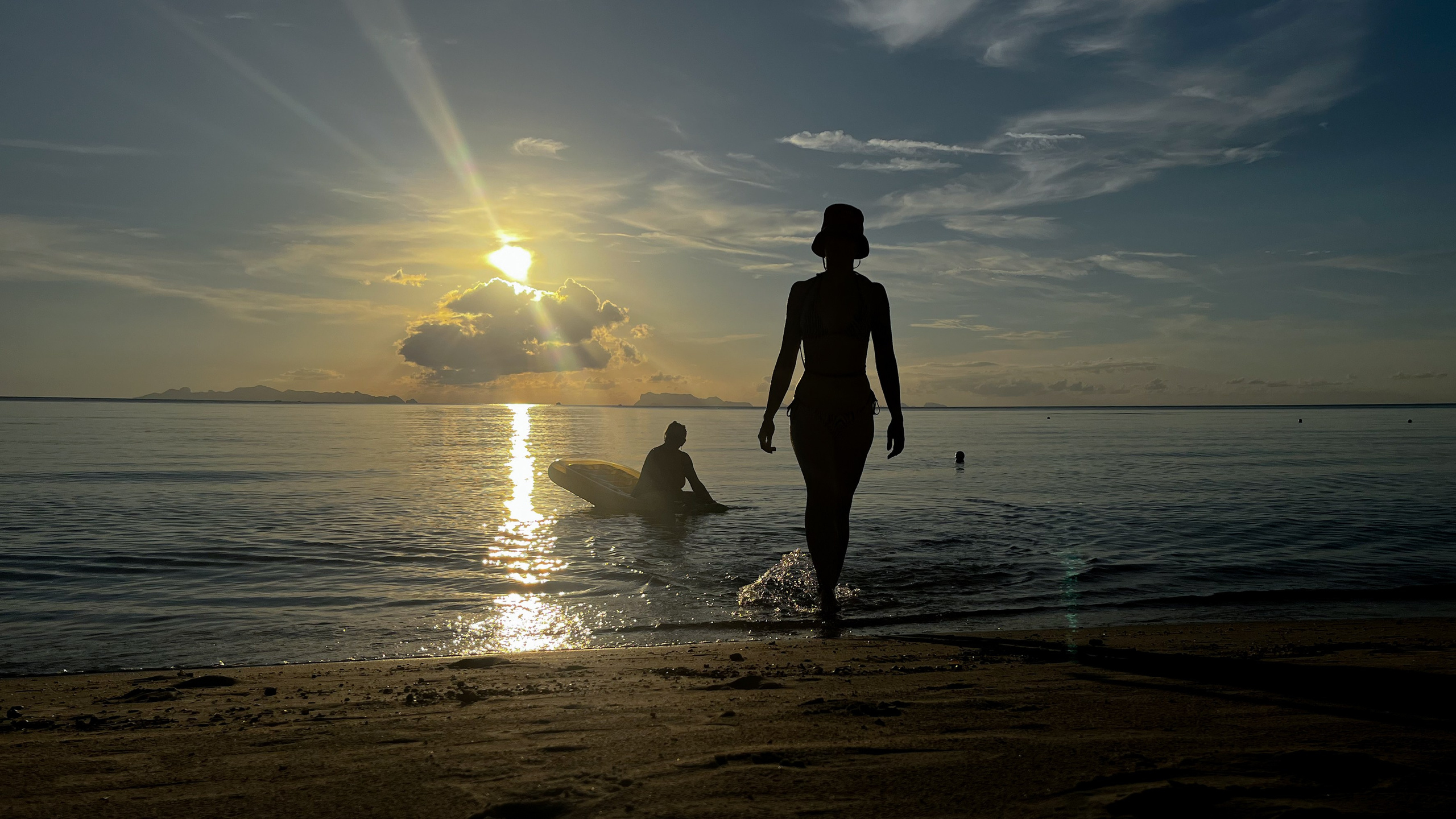 Life of Samui. Graytail Photo