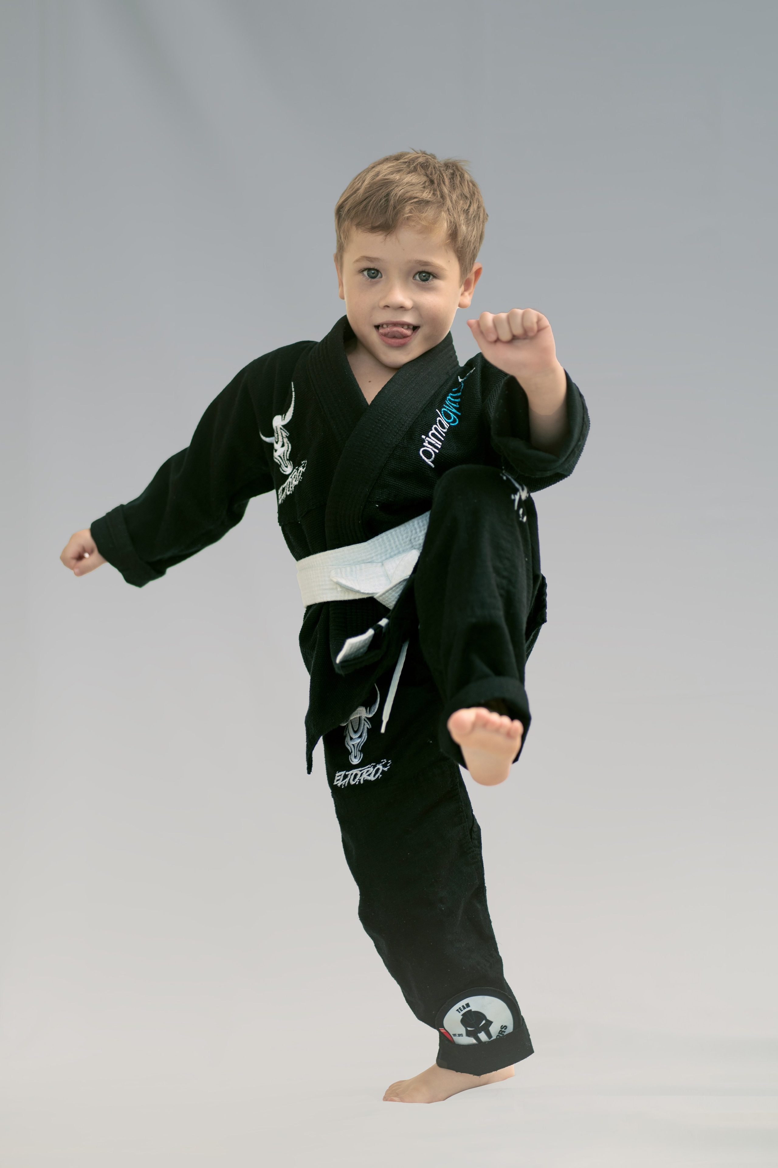 Children's photography. Children in the frame. Little athletes. Champions. A home photo shoot in Abu Dhabi. Children's photographer in Abu Dhabi, Dubai