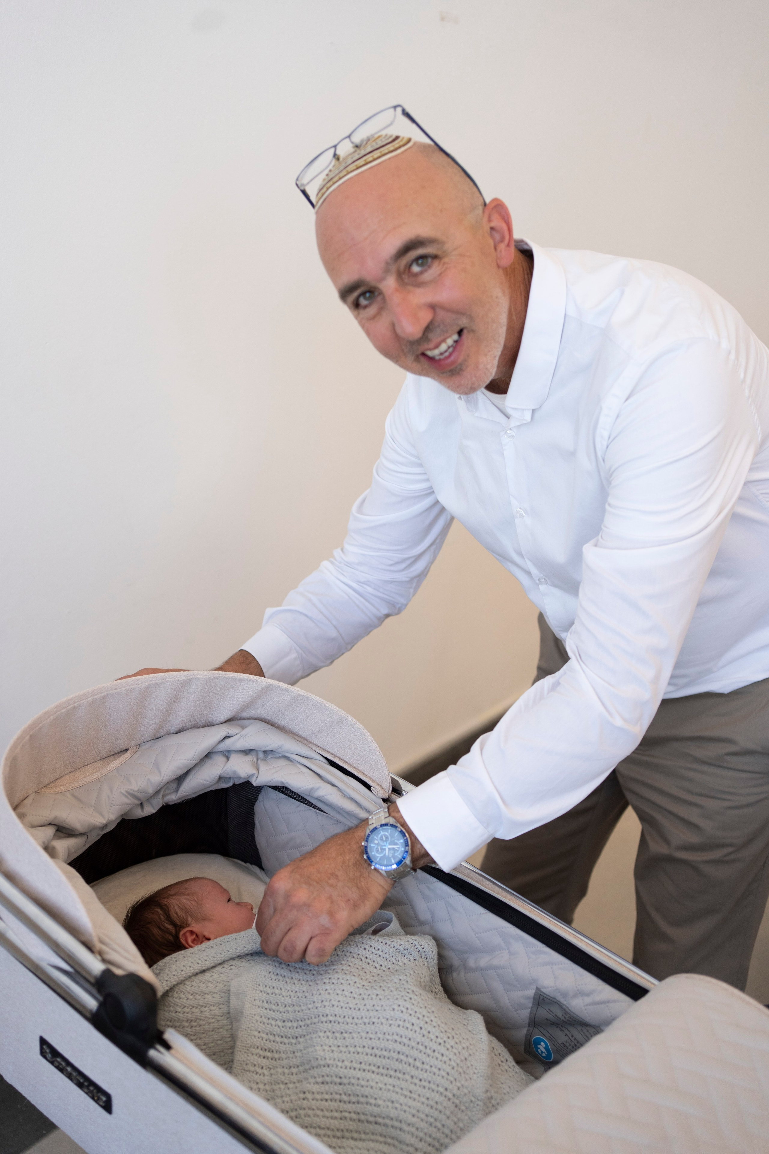 הברית של נחמן חזן. יוסף מזרחי צילום חתונה, ברית וזוגיות. צלם מקצועי שאוהב להוציא אתכם הכי יפים ברגעים הכי מרגשים