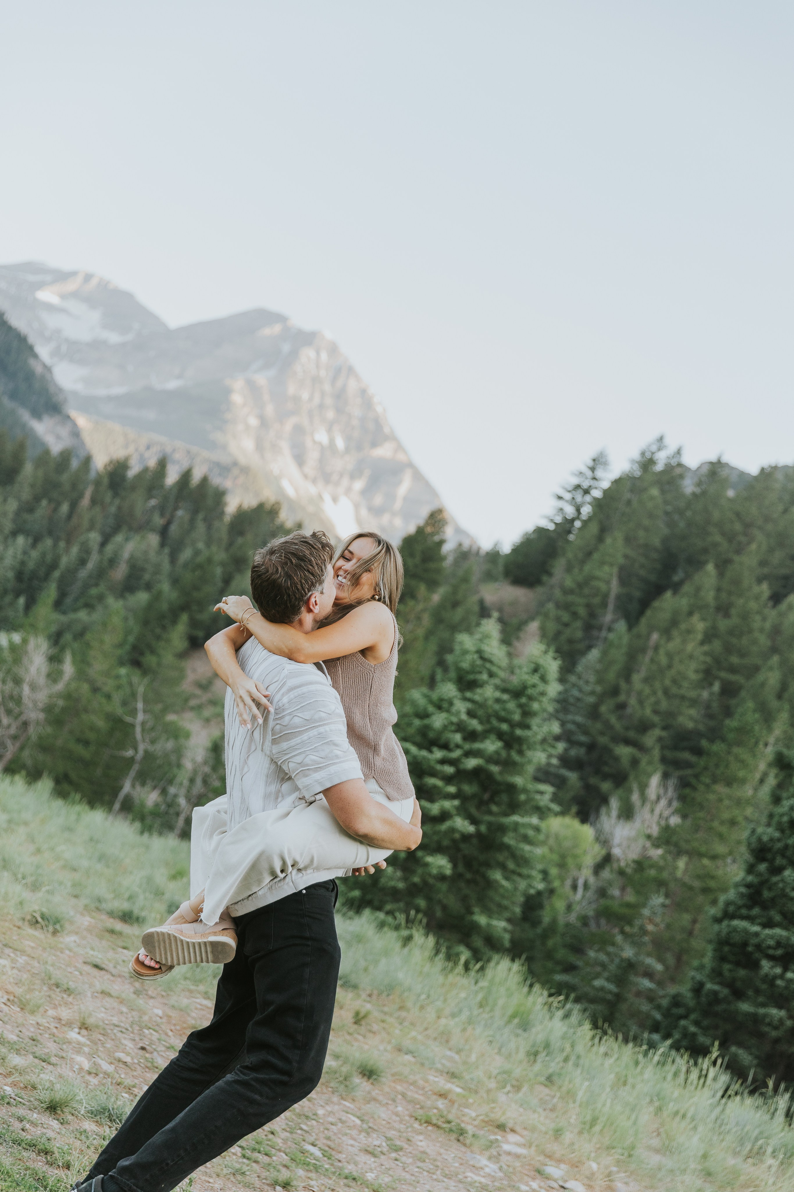 Natlie + Jacob. Utah Family Photographer