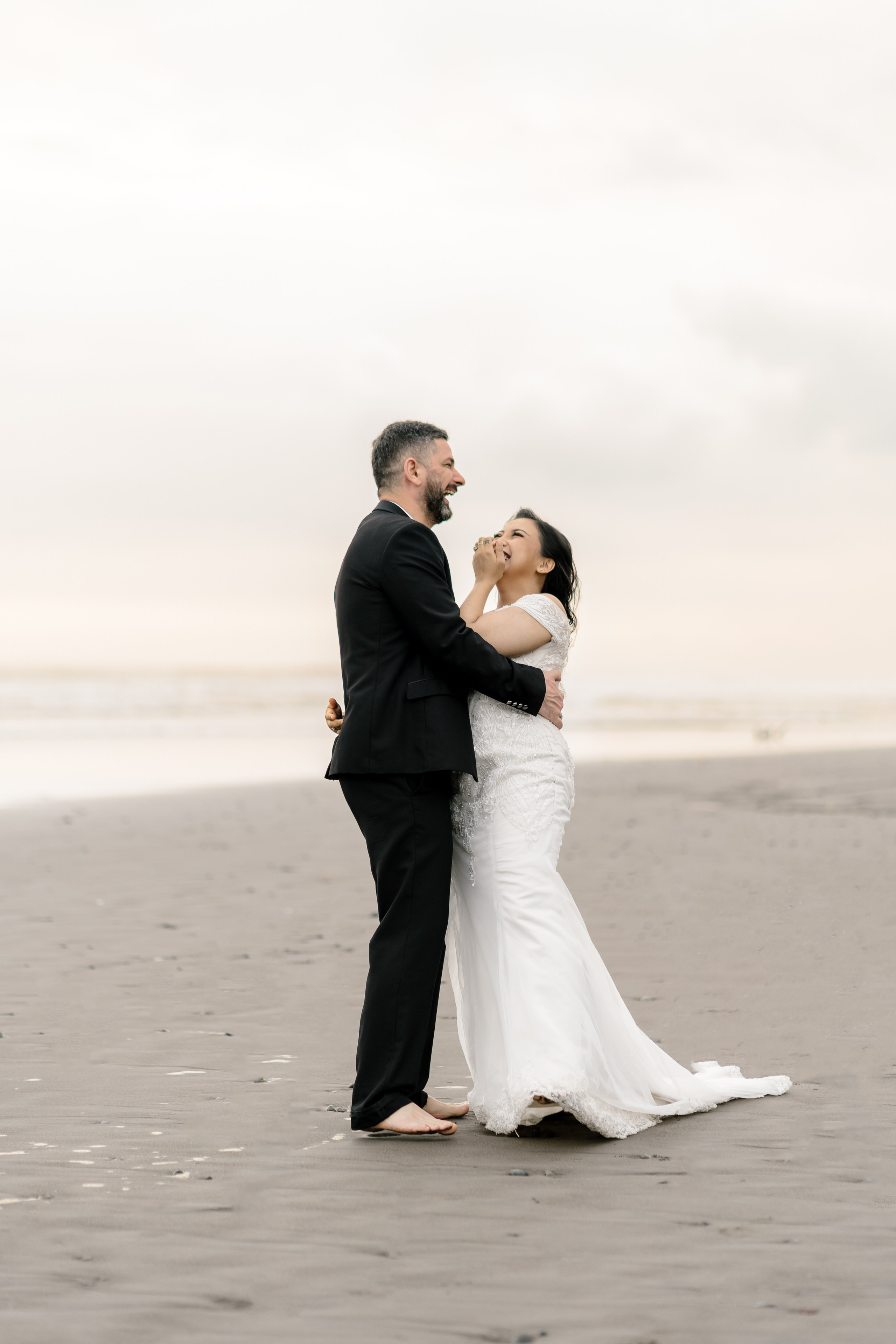 Honeymoon Photoshoot in Bali. Female Photographer in Bali