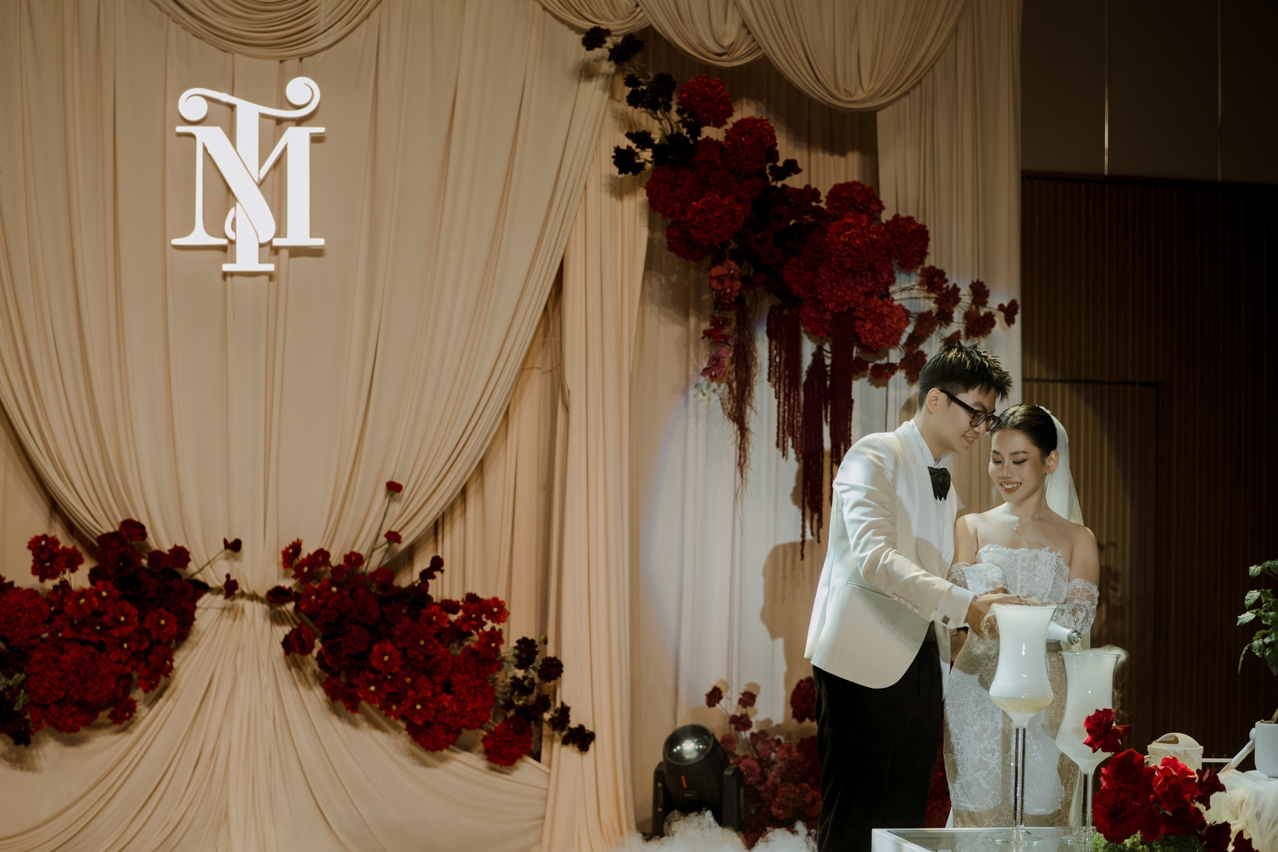 Man + Thu | Photojournalism. BenColor Studio