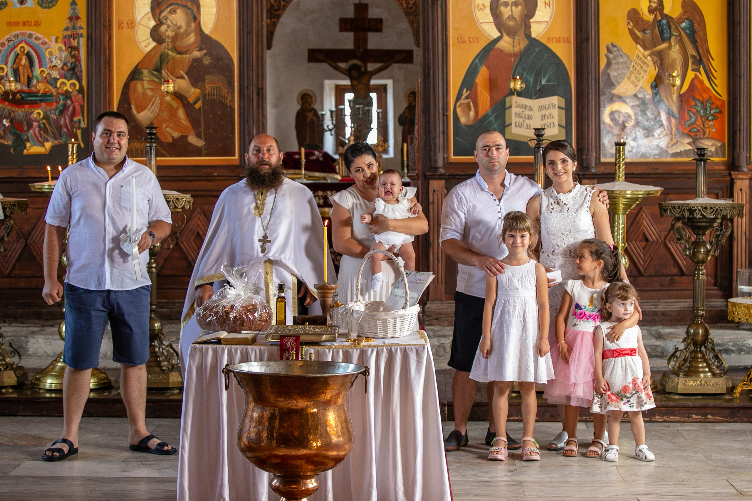Крещение фото. Семейный фотограф в Бургасе Владимир
