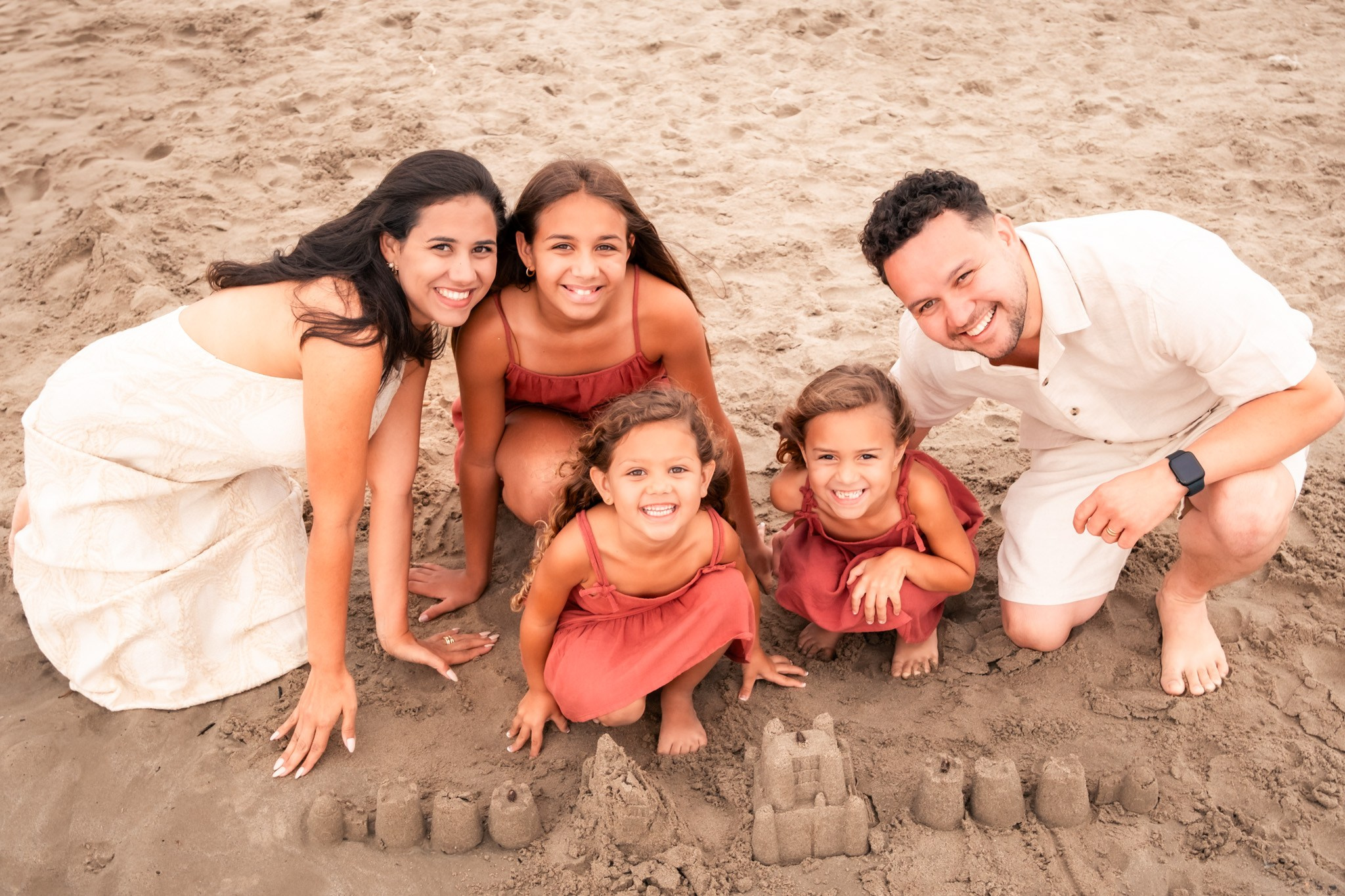 Momentos en familia junto al mar. Профессиональная фотосъемка в Калафелле — Елена Медведева