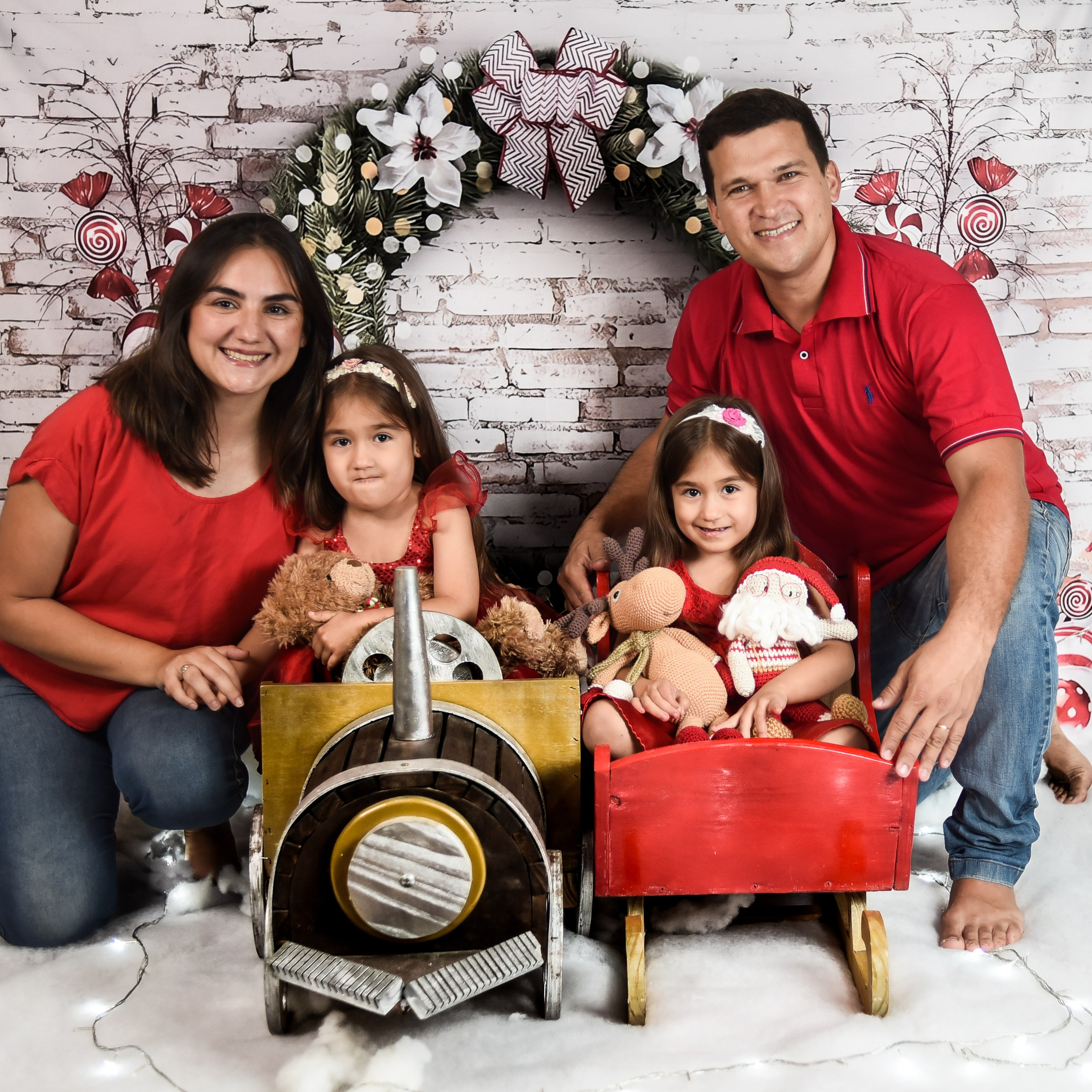 Sesión Navideña de Ariana y Martina. Fotografo de casamiento en misiones y fotógrafo de familia  Posadas