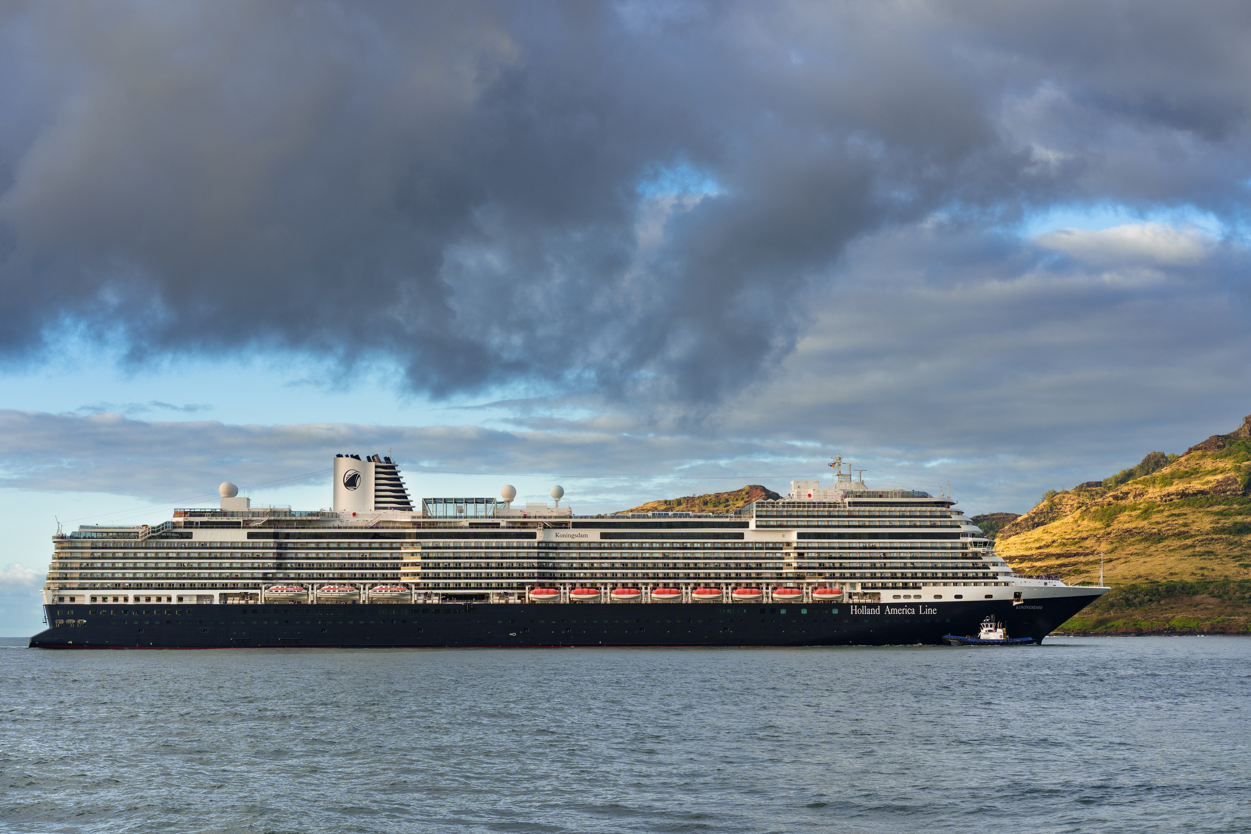 SHIPS. Awards winning photographer in Kauai, Hawaii