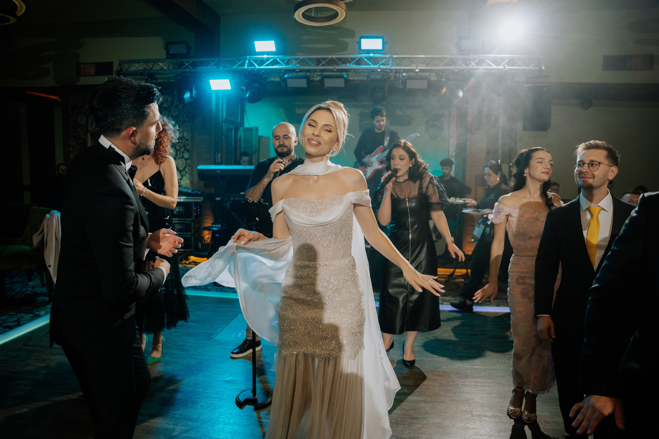 Tibi & Loredana. Spoiala Brothers — Wedding Films & Photography