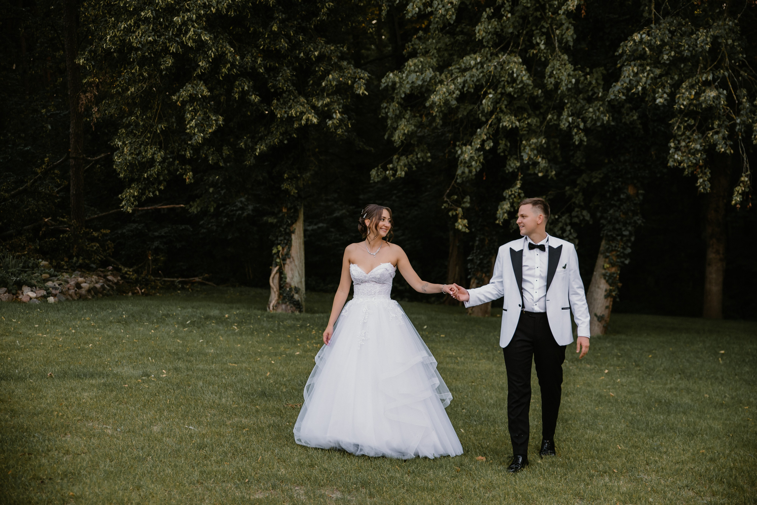 Aleksandra & Patryk. Eugene Save – Fotograf Ślubny i Rodzinny | Warszawa i Cała Polska