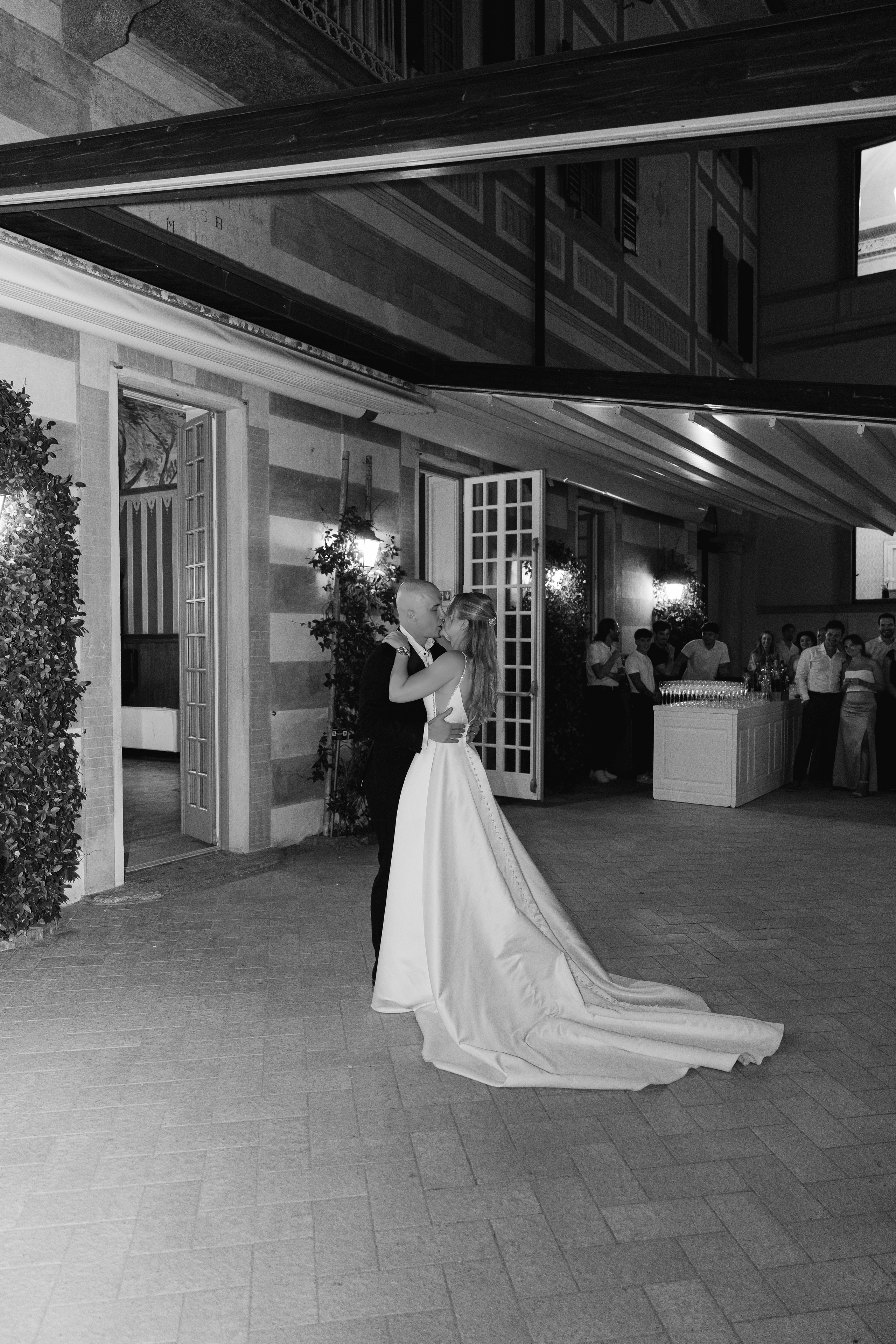 SIMONA AND SERDJIO_VILLA CIPRESSI_LAKE COMO. PHOTOGRAPHER IN ITALY