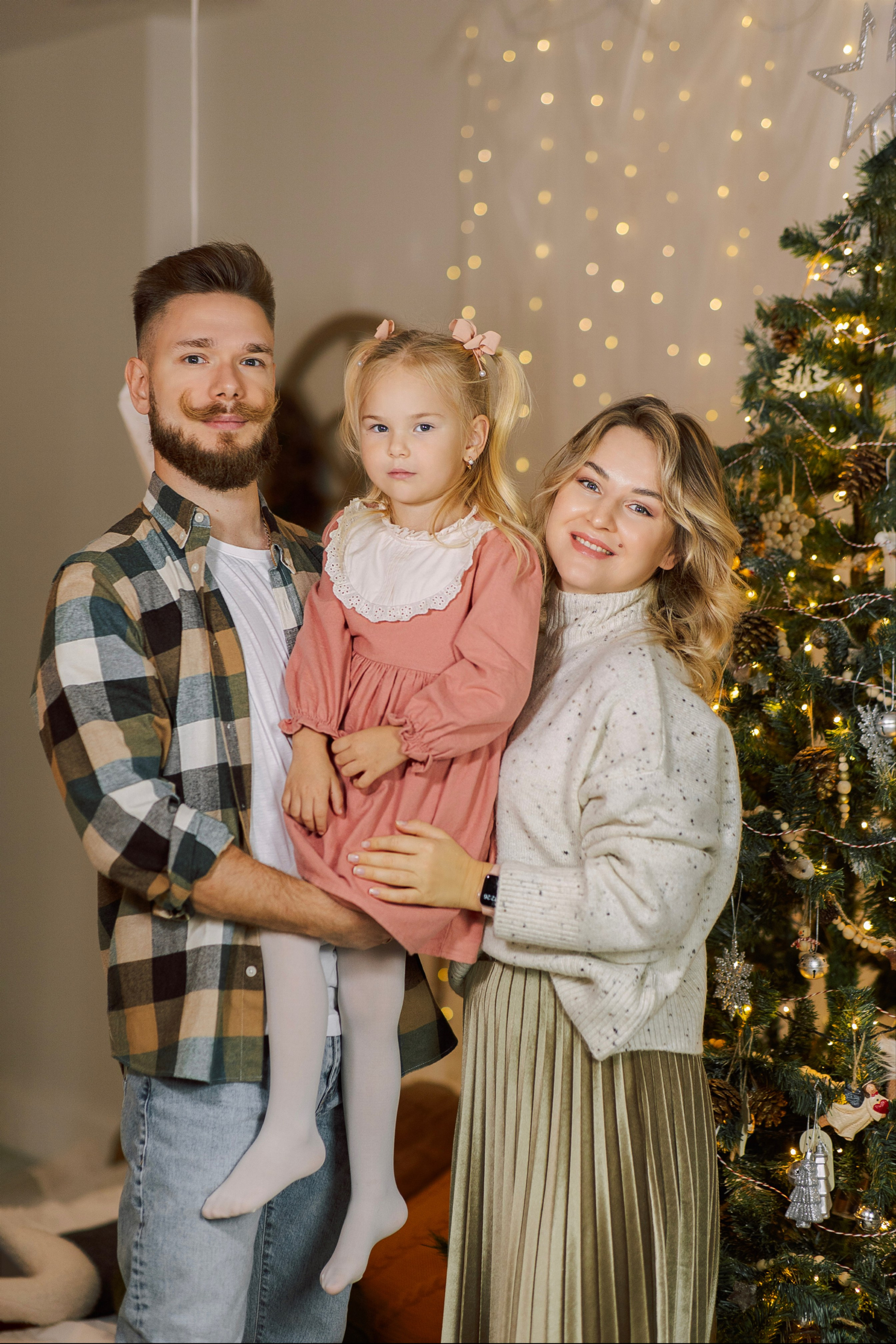 New Year’s family photo shoot…. Professional Photographer in Alanya, Side, Belek | Alsu Develi  Wedding, Family and portrait photo sessions