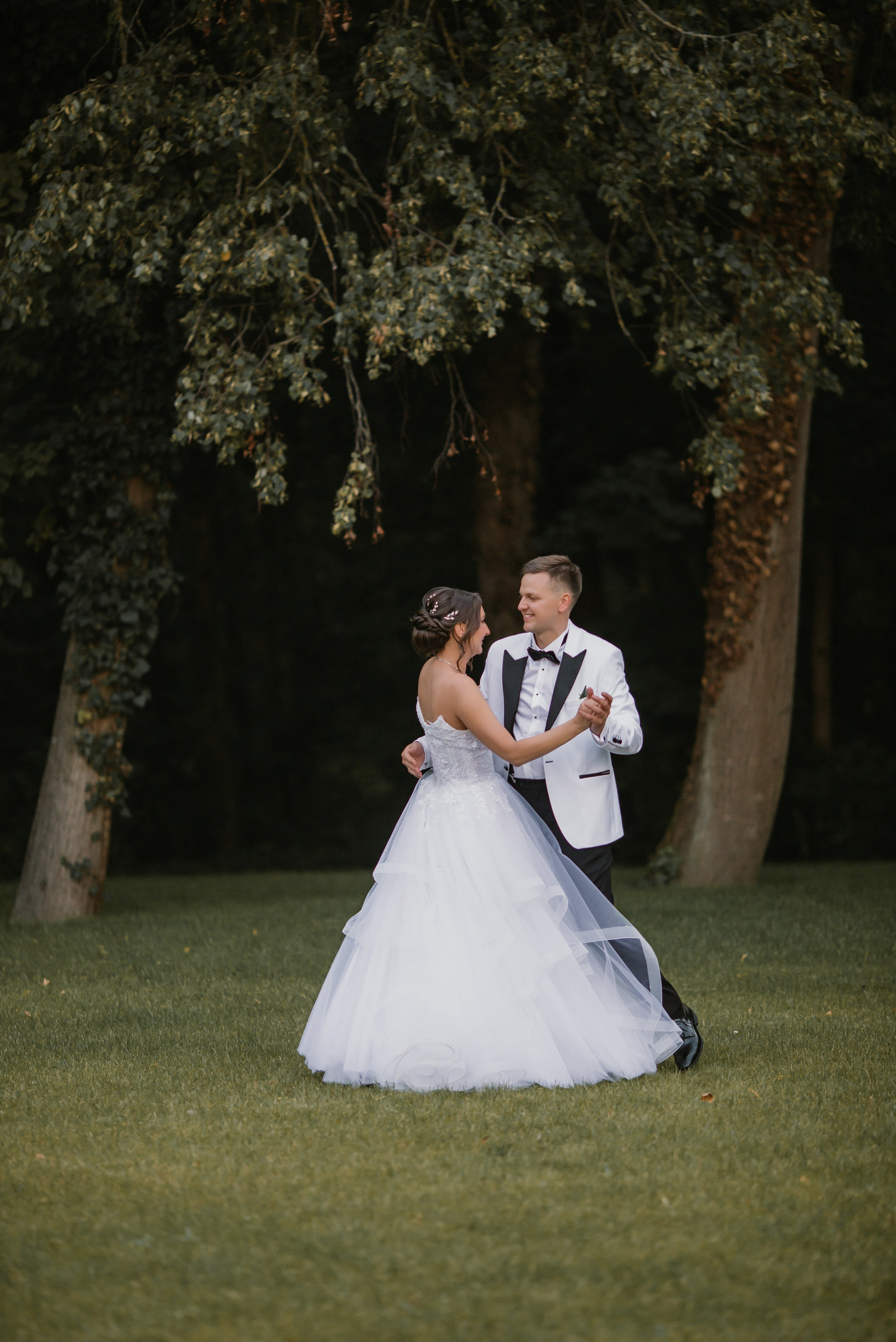 Aleksandra & Patryk. Eugene Save – Fotograf Ślubny i Rodzinny | Warszawa i Cała Polska