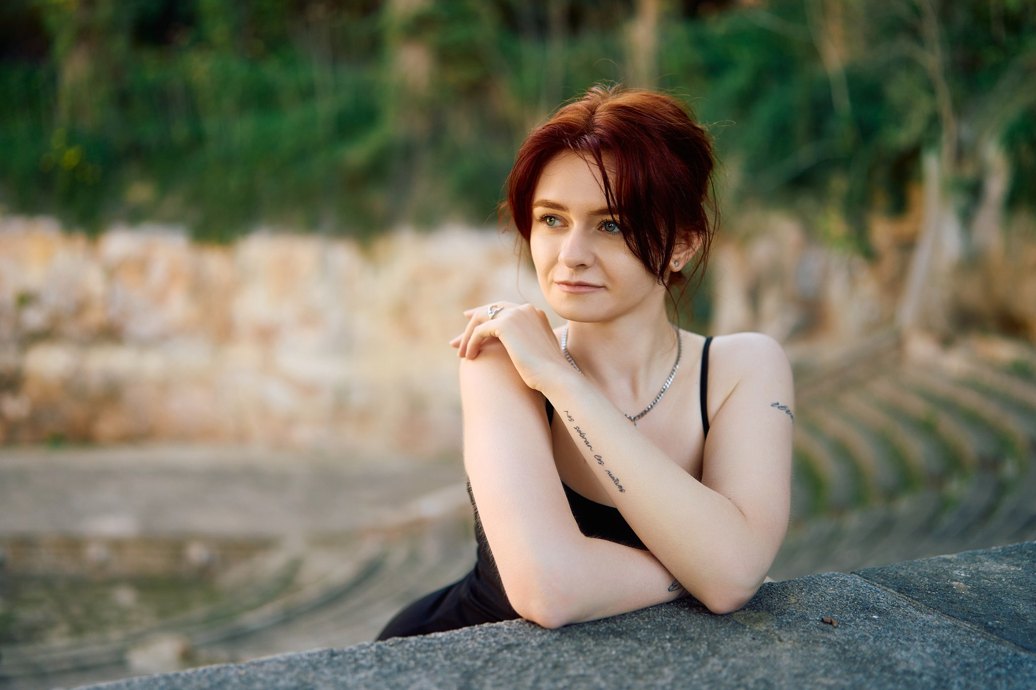 Description of the Theatre Grec location for a  love-story or individual photo shoot in Barcelona, examples of photos taken at this spot. POSTCARD.BCN Photographer Kate in Barcelona. Love-story, family or individual photo shoots