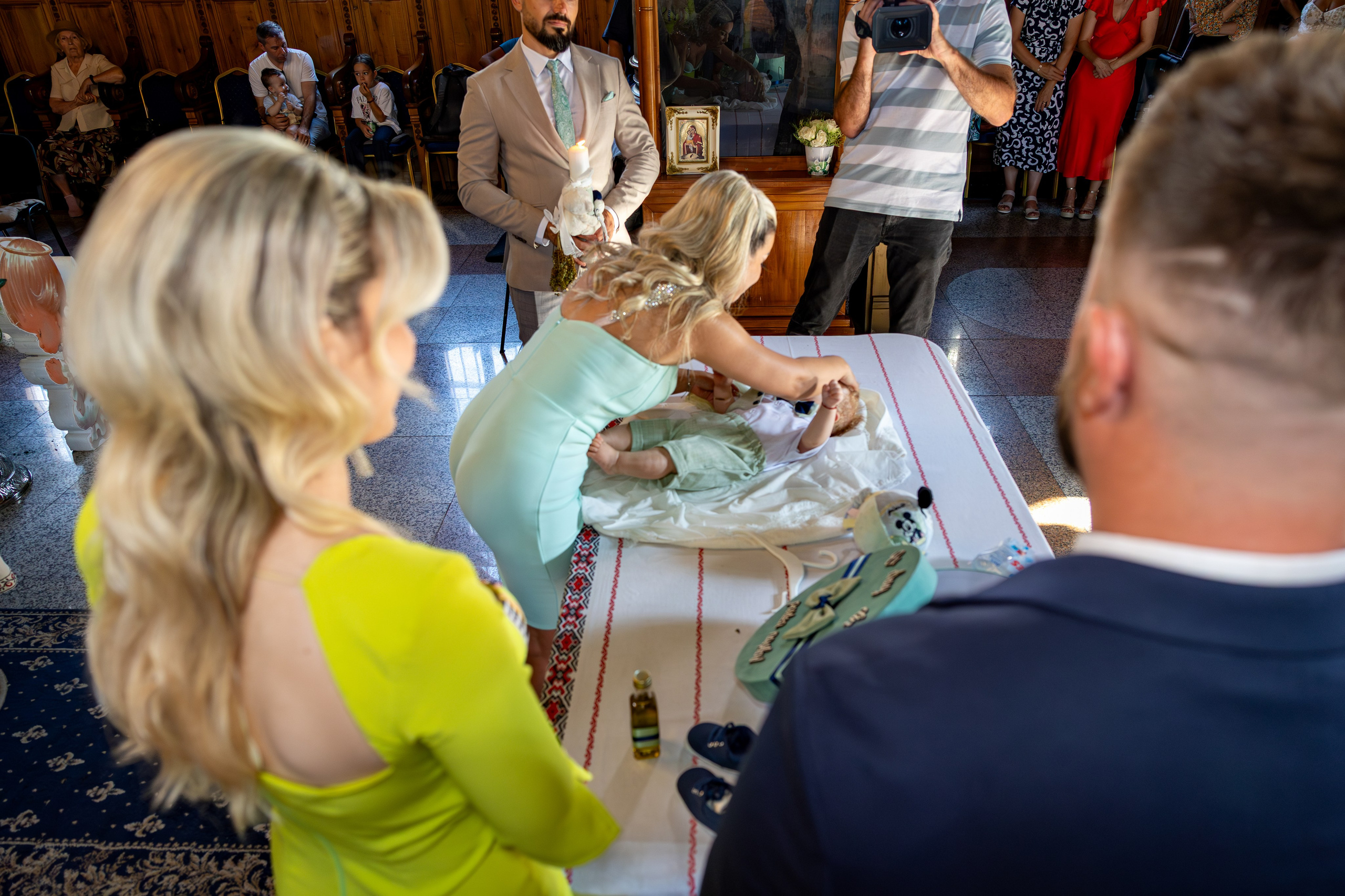 Eric Ionut. Moments By Gub