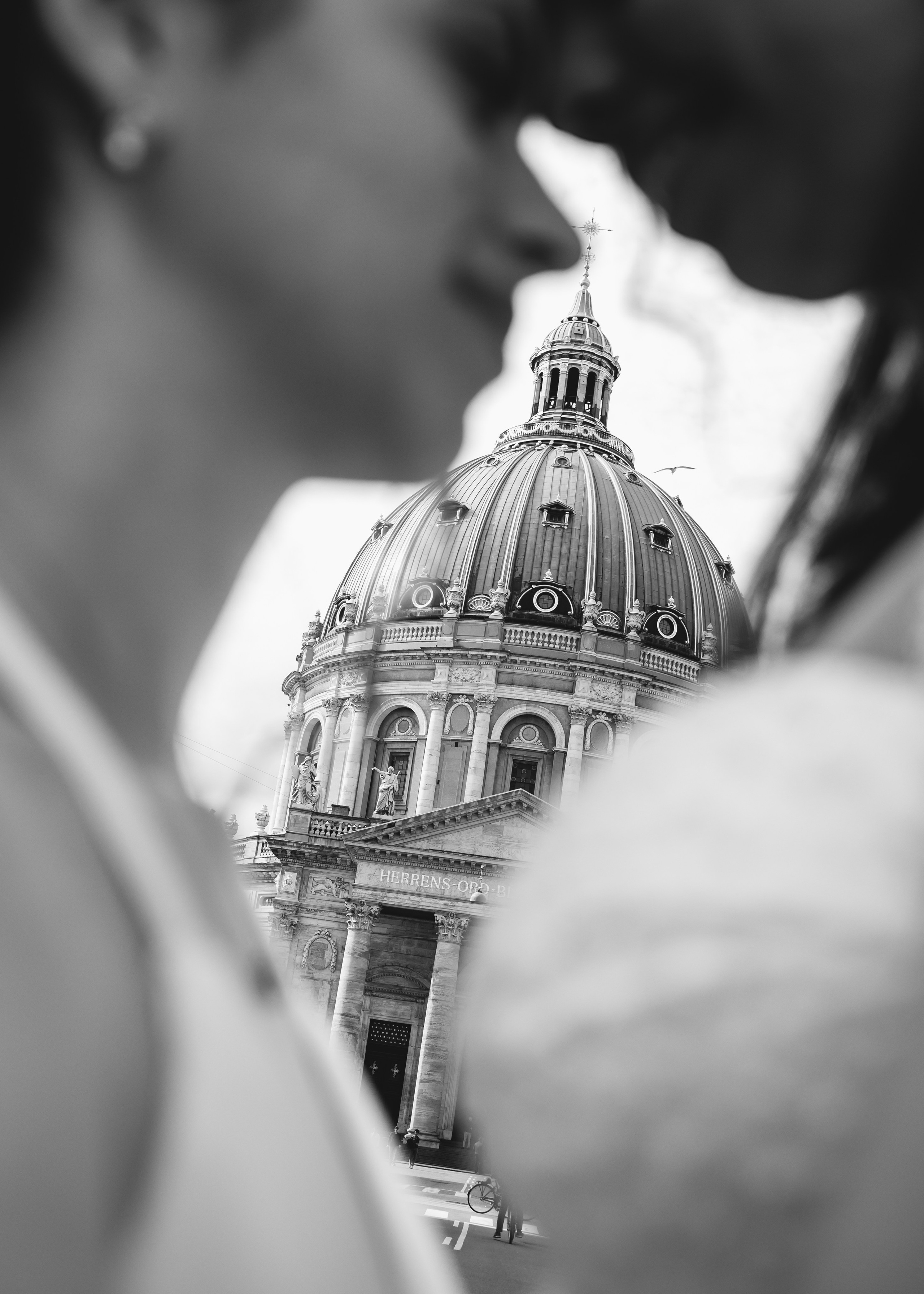 Shai & Batel. Professional wedding photographer in Copenhagen, Denmark — Julia Byron