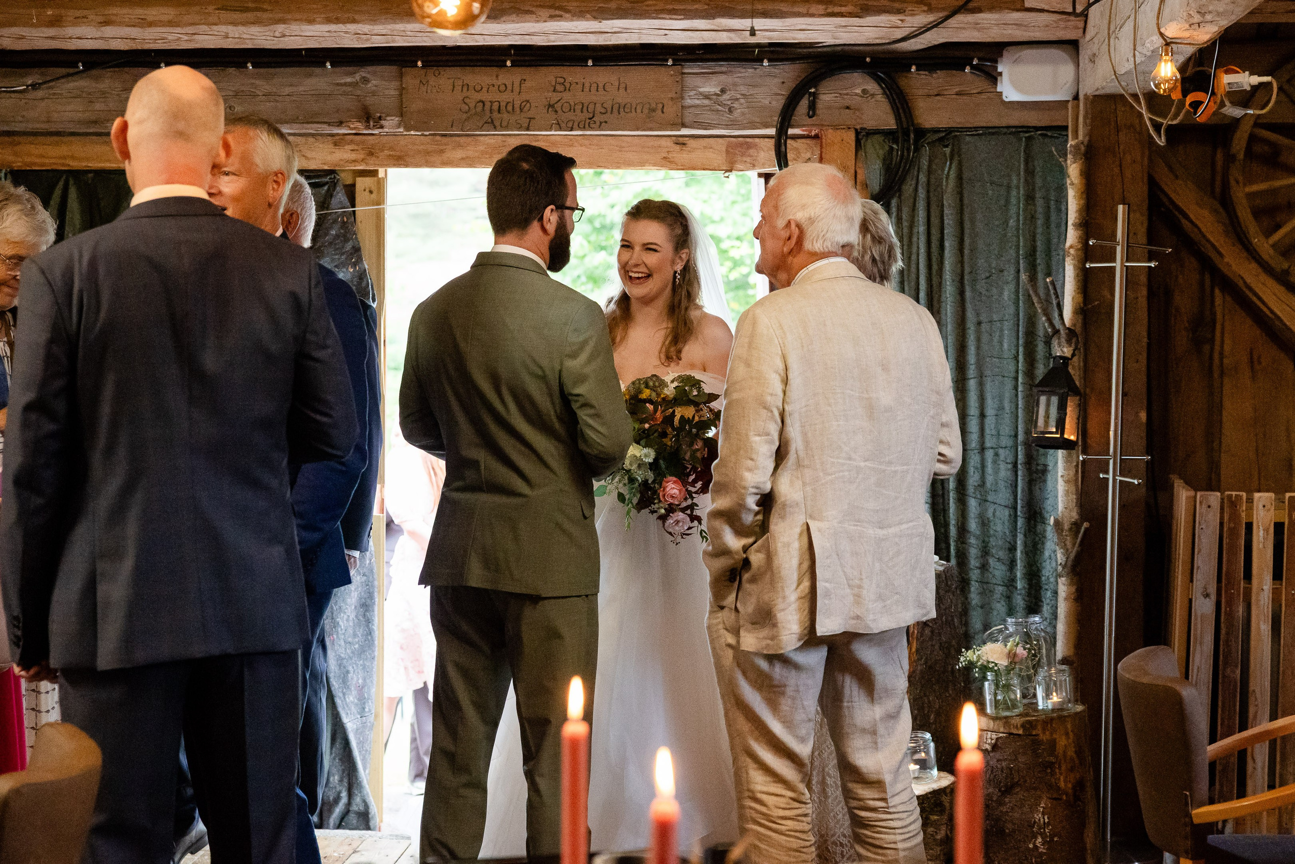 Bryllupsfotografering på Tromøya i Arendal. Bryllupsfotograf i Oslo og Rogaland — Meisal Media