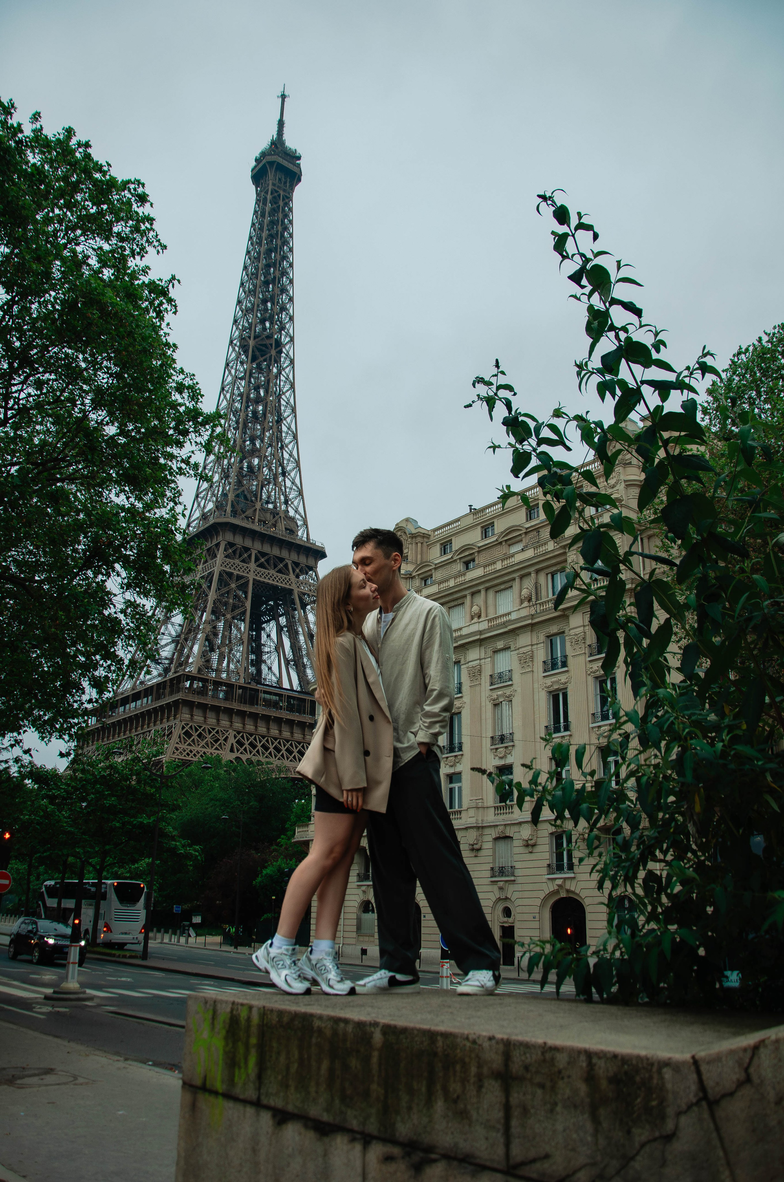 Лавстори у Эйфелевой Башни. Фотограф в Париже Полина Осипова
