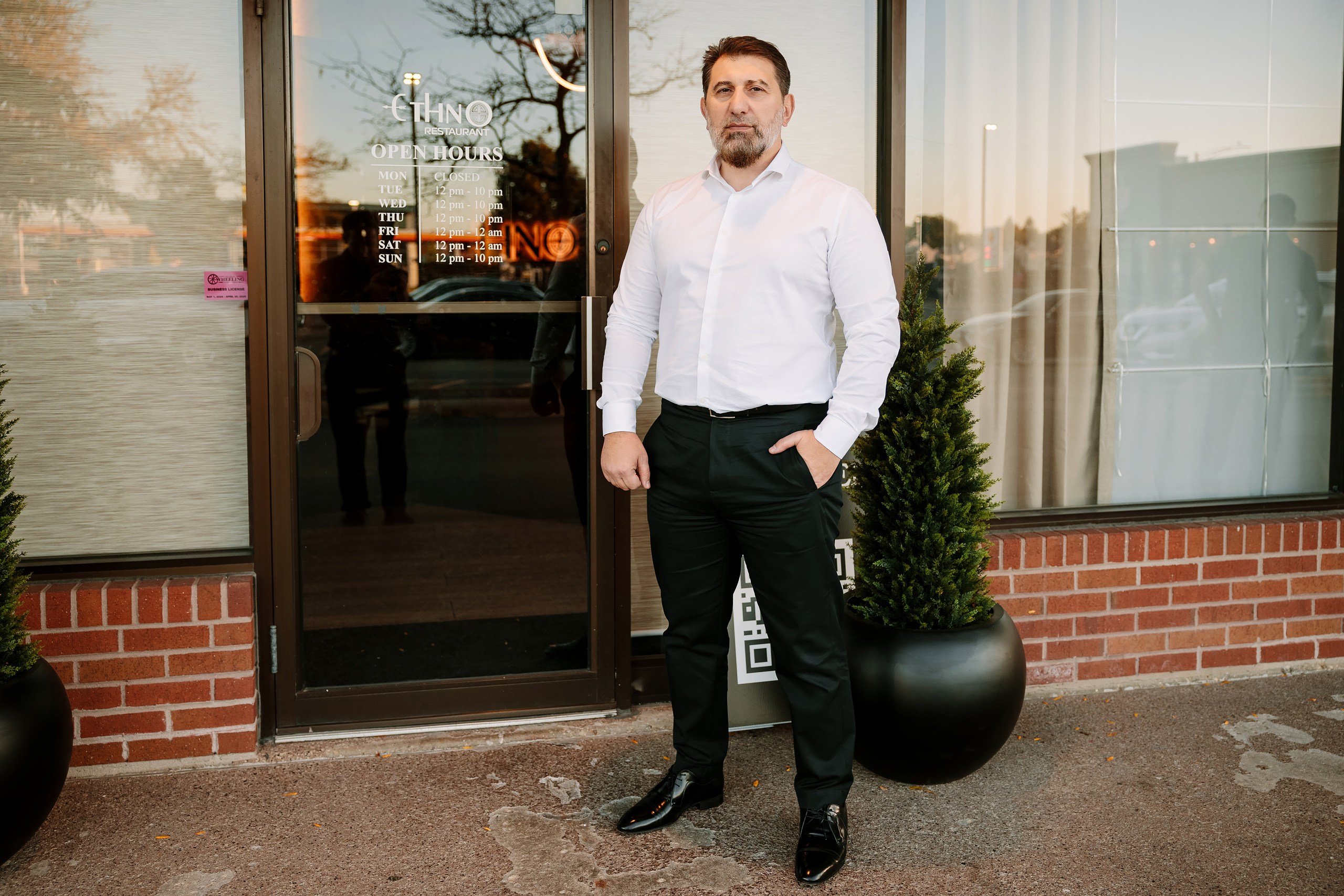 06.10.2024 Wedding Party. Wedding family event photographer in Chicago Nick Yushevich