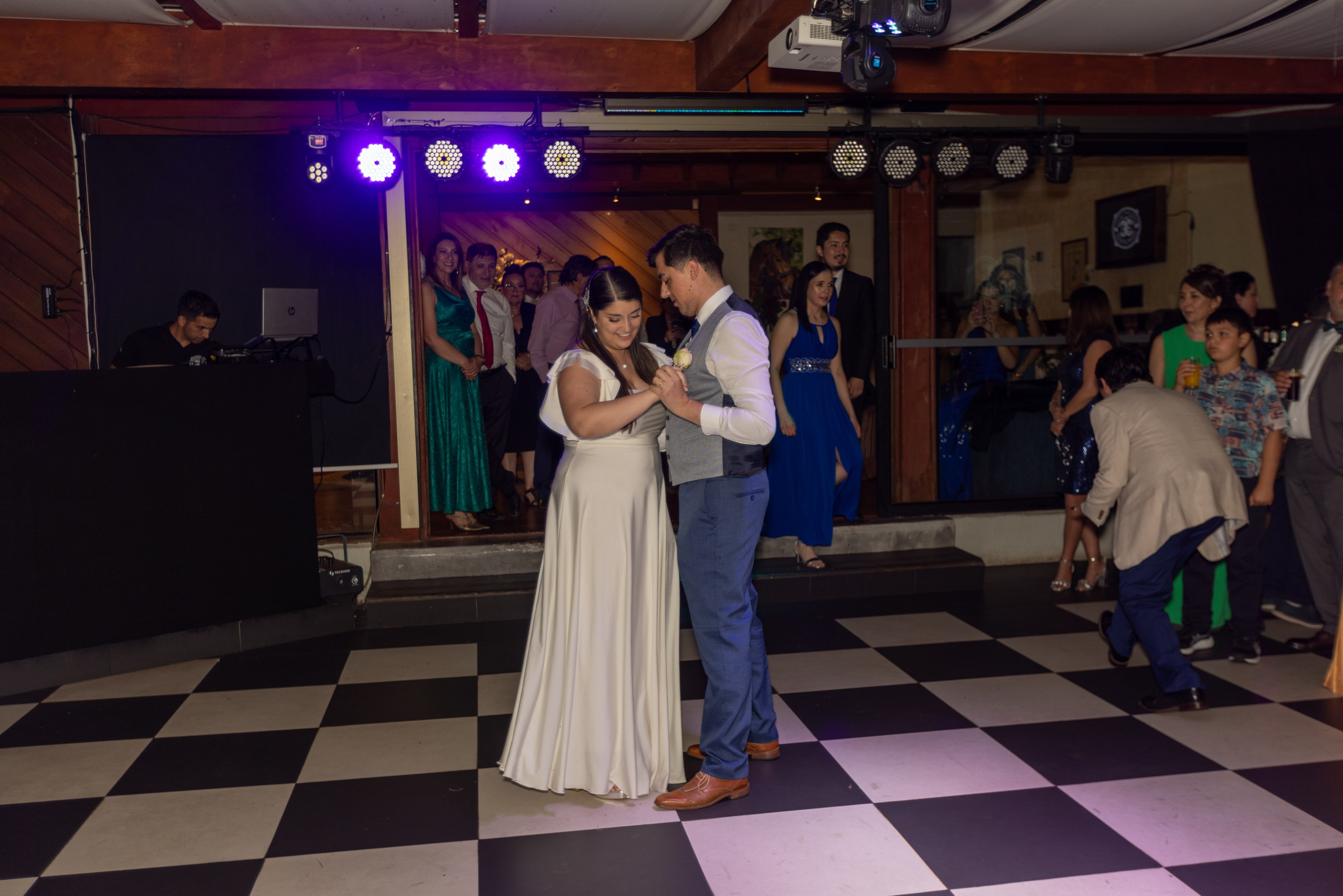 MaJosé y Oscar. Dinka & Emilio - El arte de preservar lo que no se repite