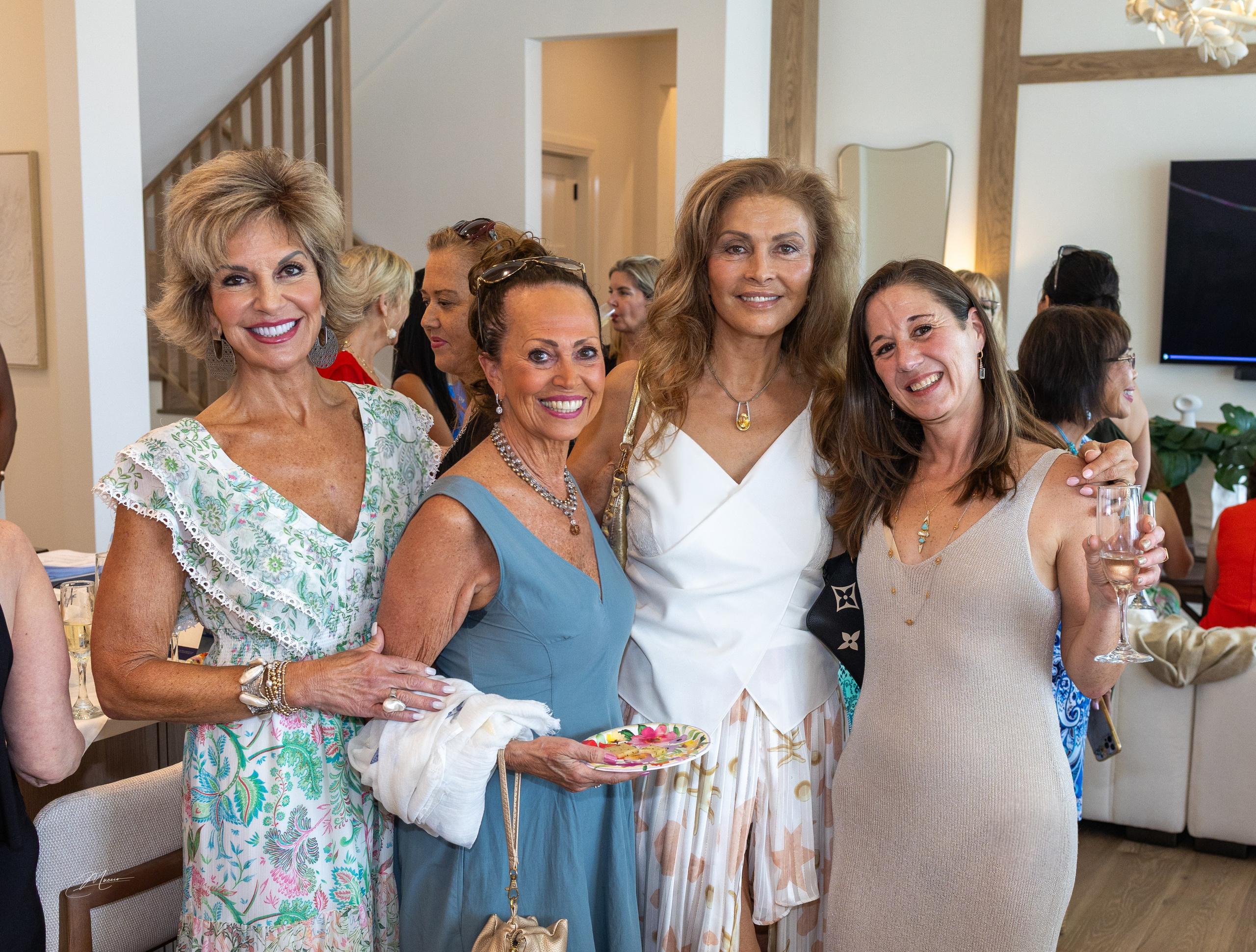 Fabulous Ladies. Out and About 239