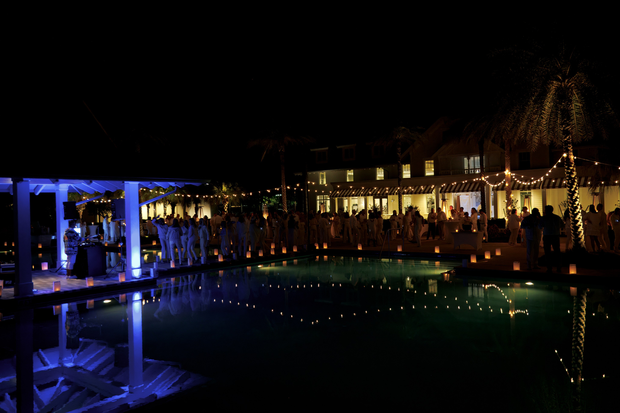 The Isles White Party. Out and About 239