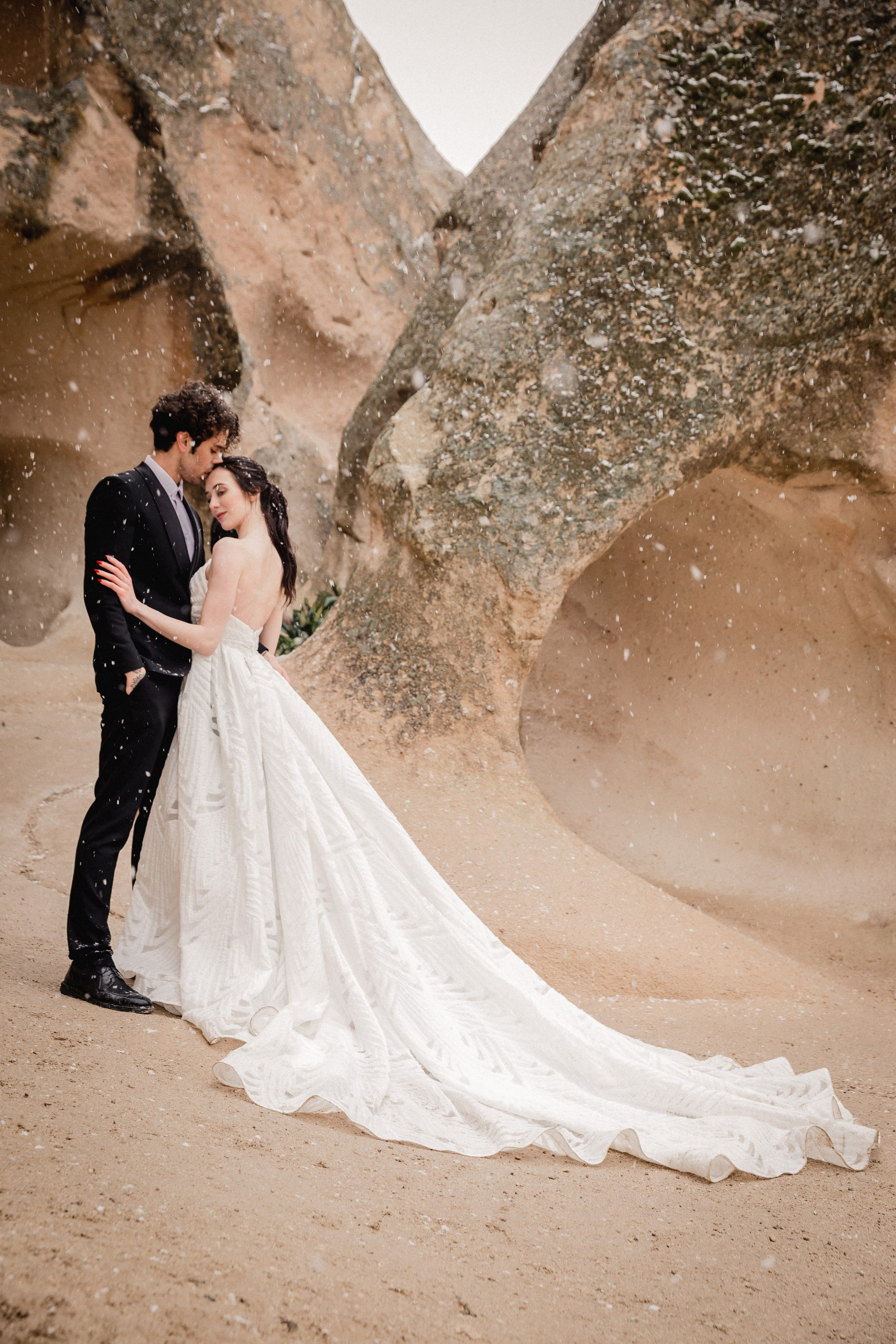 Wedding in Cappadocia – Taya & Farsam. Wedding Stories — Professional Wedding Photography & Videography in Germany, Italy, Spain & all across Europe