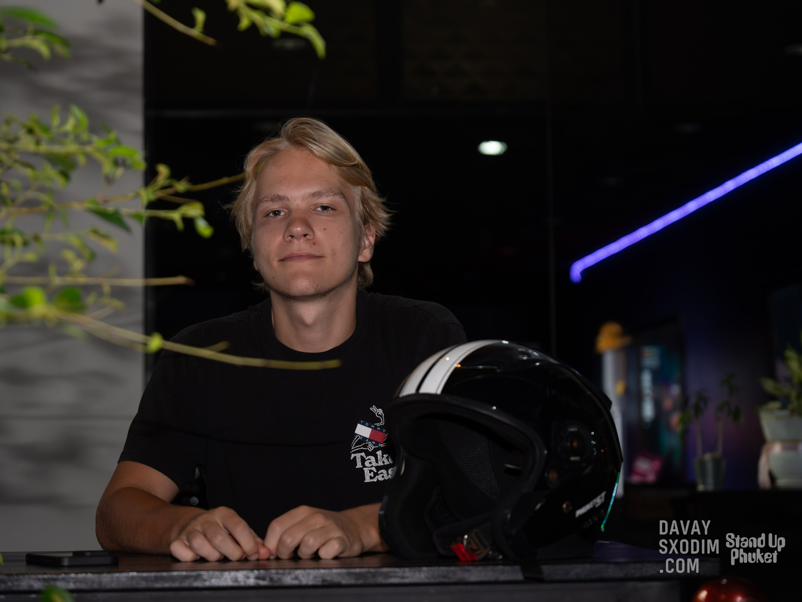 Standup-шоу «Тай-Болтай» | Фоторепортаж | Афиша | DAVAYSXODIM.com PHUKET. АФИША|ФОТОРЕПОРТАЖИ|ИВЕНТЫ|ПХУКЕТ