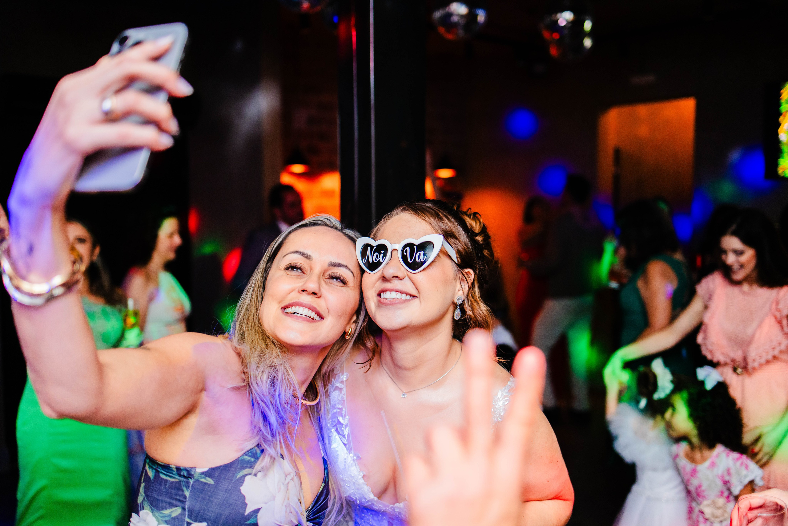L & F — Já podemos marcar a renovação?. Fotografia de casamento em Belo Horizonte