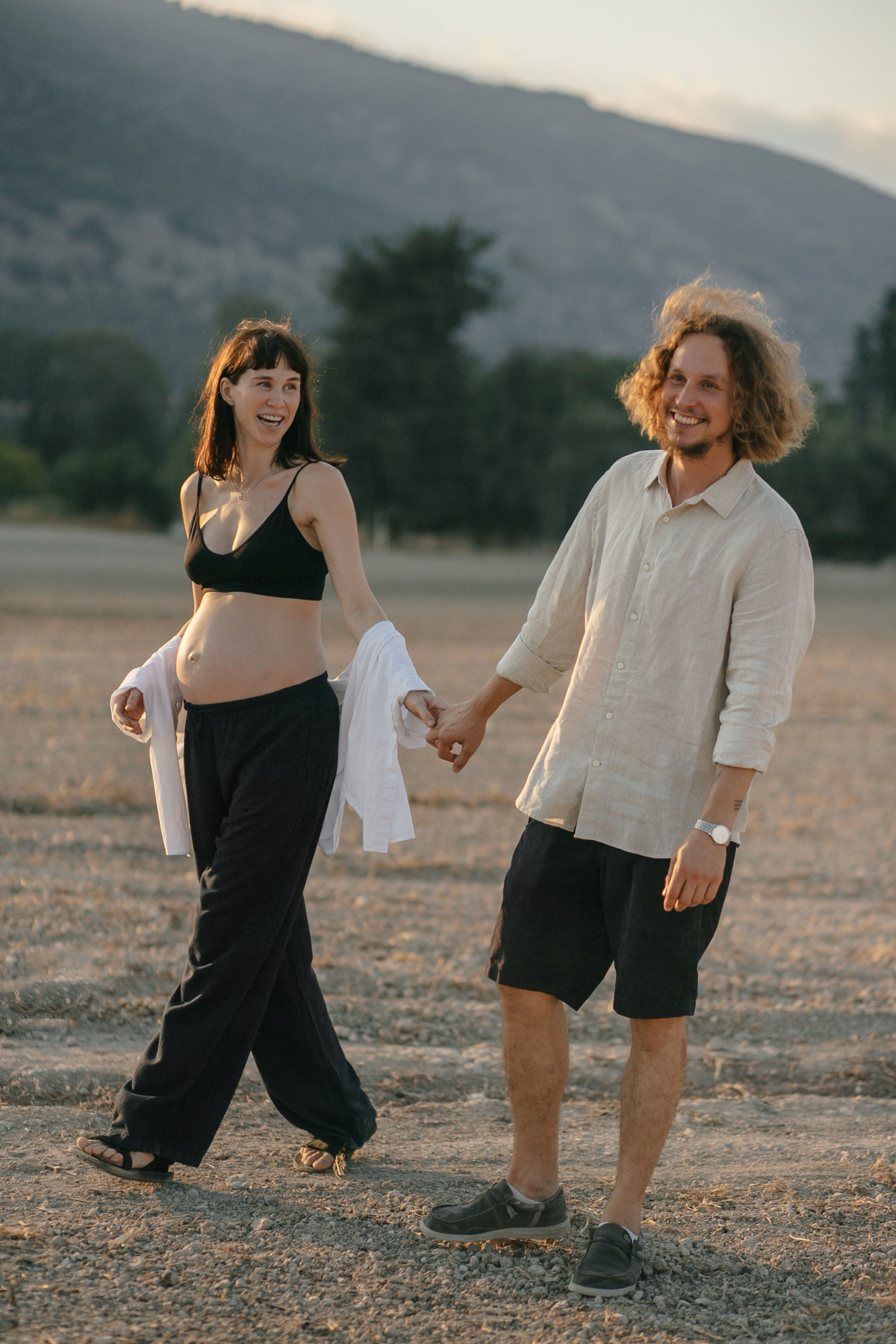 Kiryat Tivon field. Family photographer in Israel