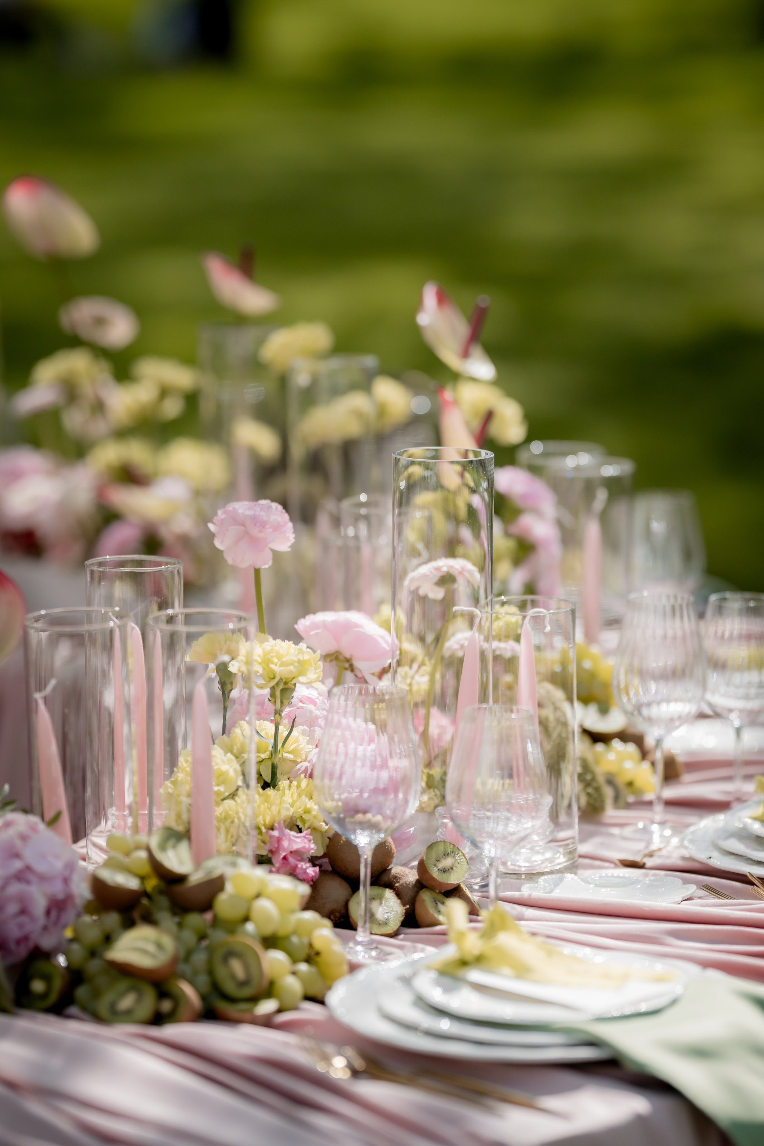 fotografie nunta decor floral aranjament masa