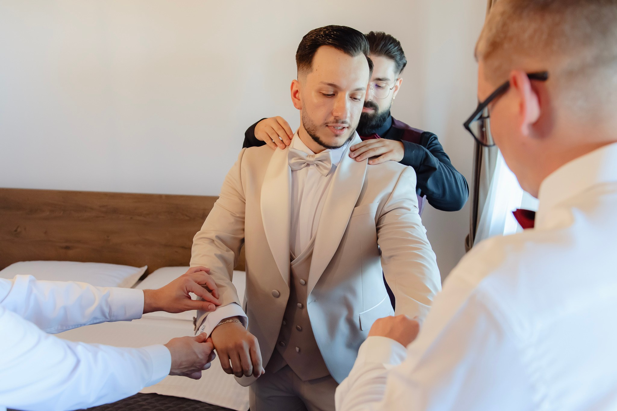 Ioana & Ionuț | Nuntă de poveste la Păstrăvăria Poiana din Mălini județul Suceava. Servicii foto-video profesionale, pentru momente de neuitat