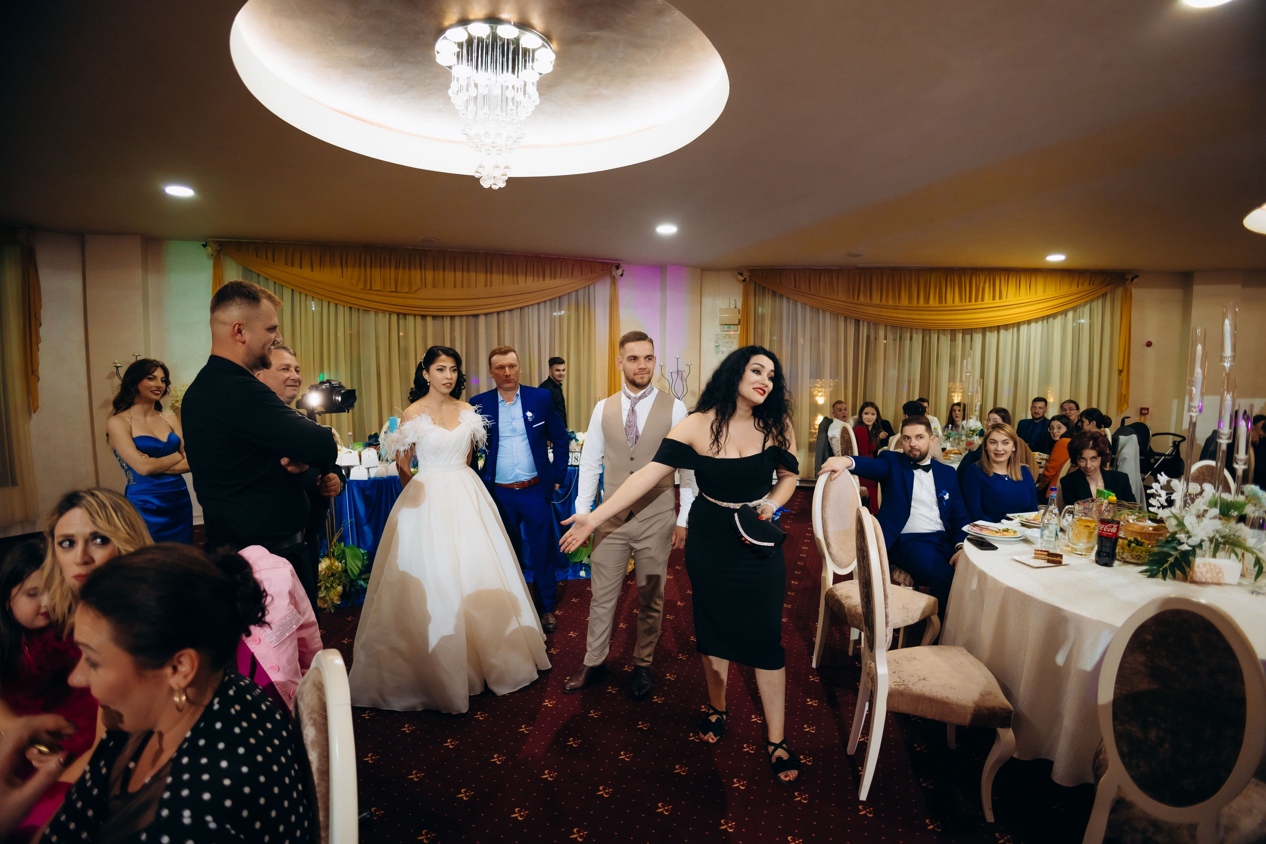 Loredana & Emilian – Ziua Nunții | Videografie - fotografie Botez Suceava, Iași, Botoșani. Servicii foto-video profesionale, pentru momente de neuitat
