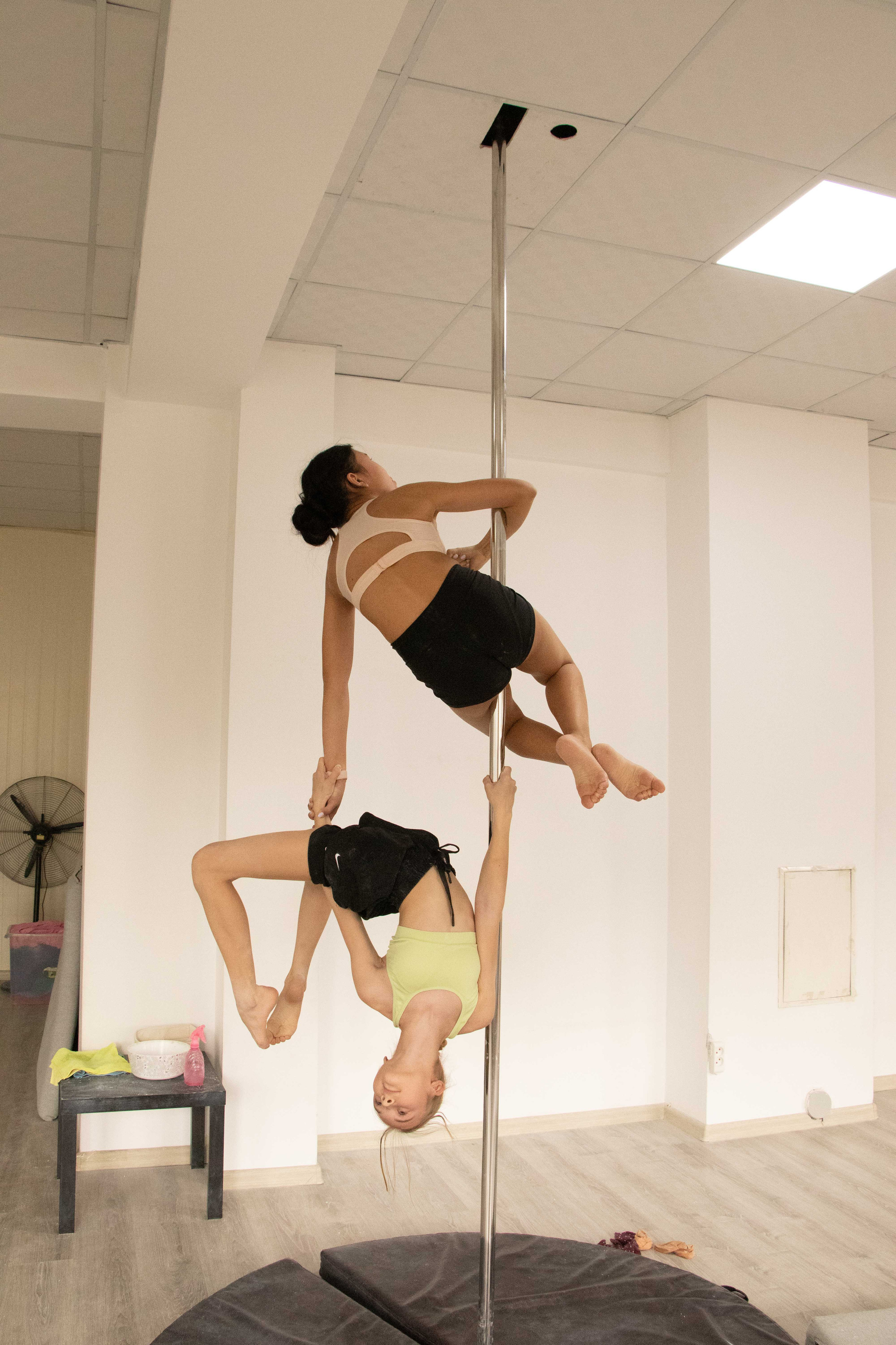 Turnen. Tatyana Van Hedent een fotograaf te Zele, Oost-Vlaanderen