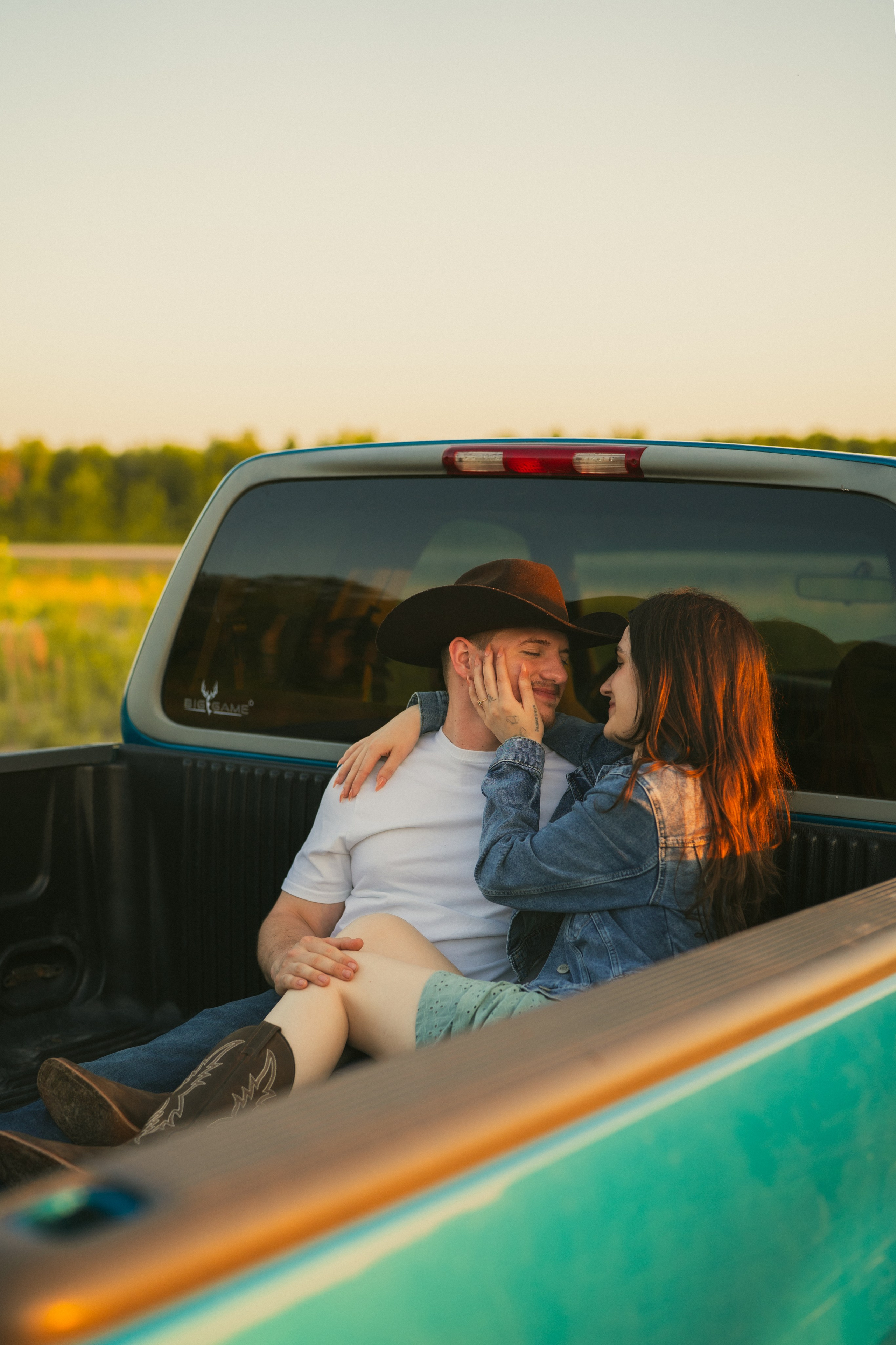 Summer Evening in a Pickup Truck. Photographer Viktoriia Skavronskaya
