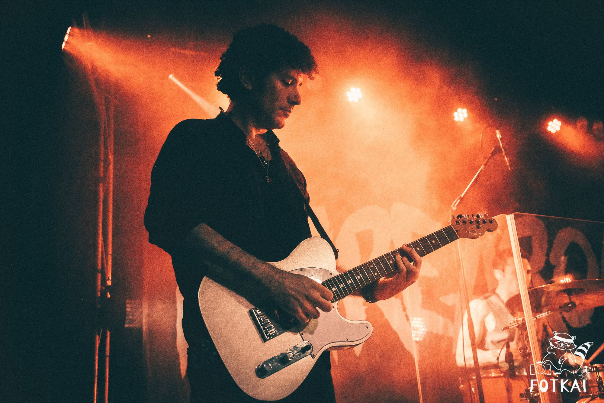 DENISDENIS — reportaje fotográfico del concierto en la Sala Marearock (Alicante) | FOTKAI