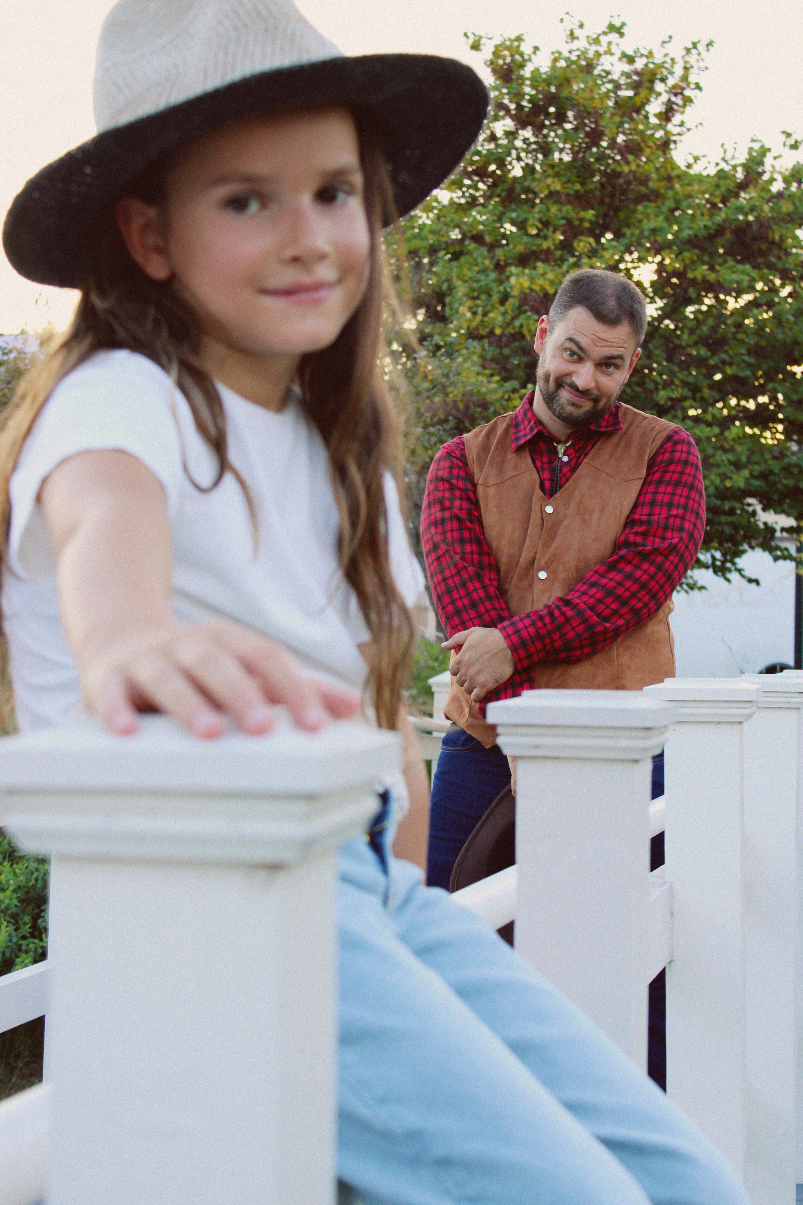 Texas Countryside Family Photoshoot in Cowboy Style. Lana Petrychenko — Portrait & Family Photographer. Valencia, Spain