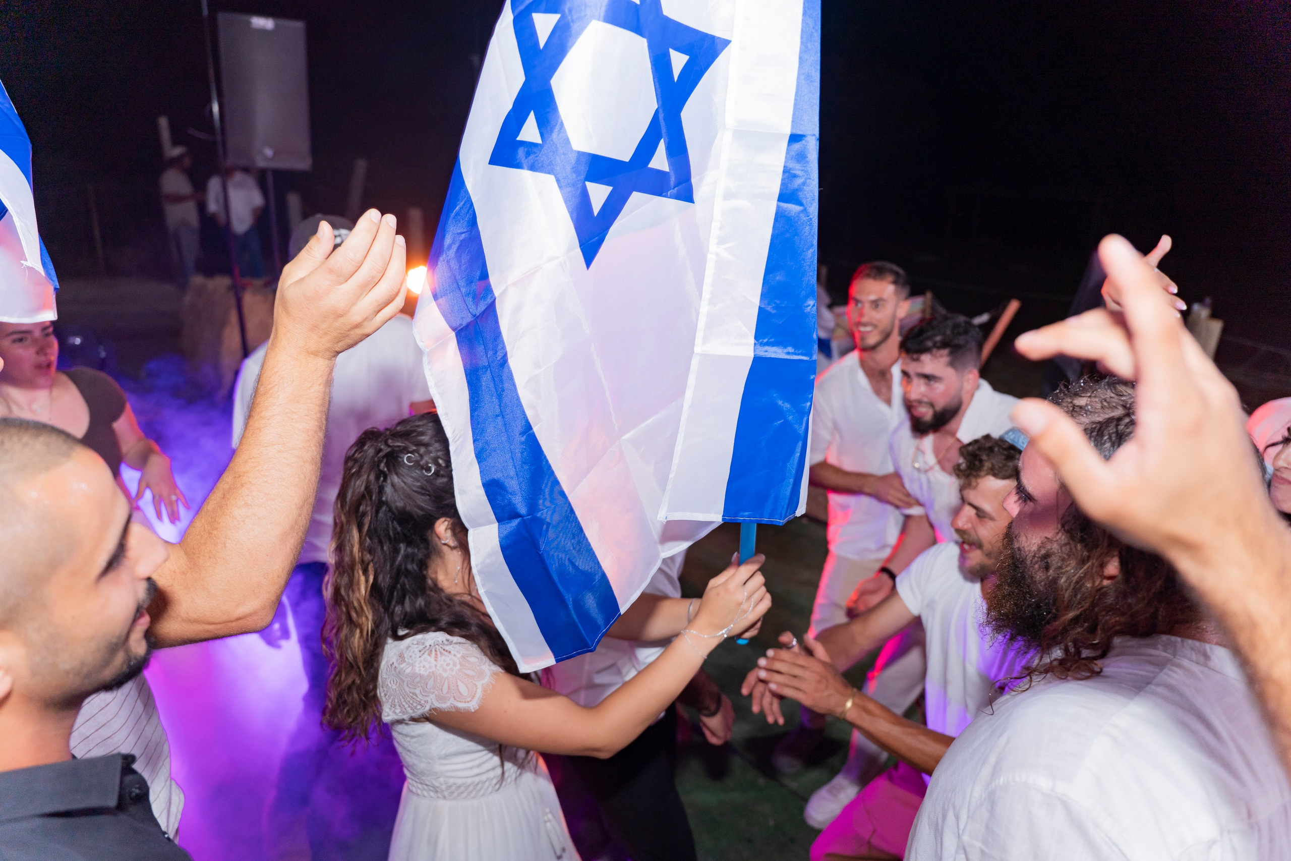 אביה ואחיה. יוסף מזרחי צילום חתונה, ברית וזוגיות. צלם מקצועי שאוהב להוציא אתכם הכי יפים ברגעים הכי מרגשים