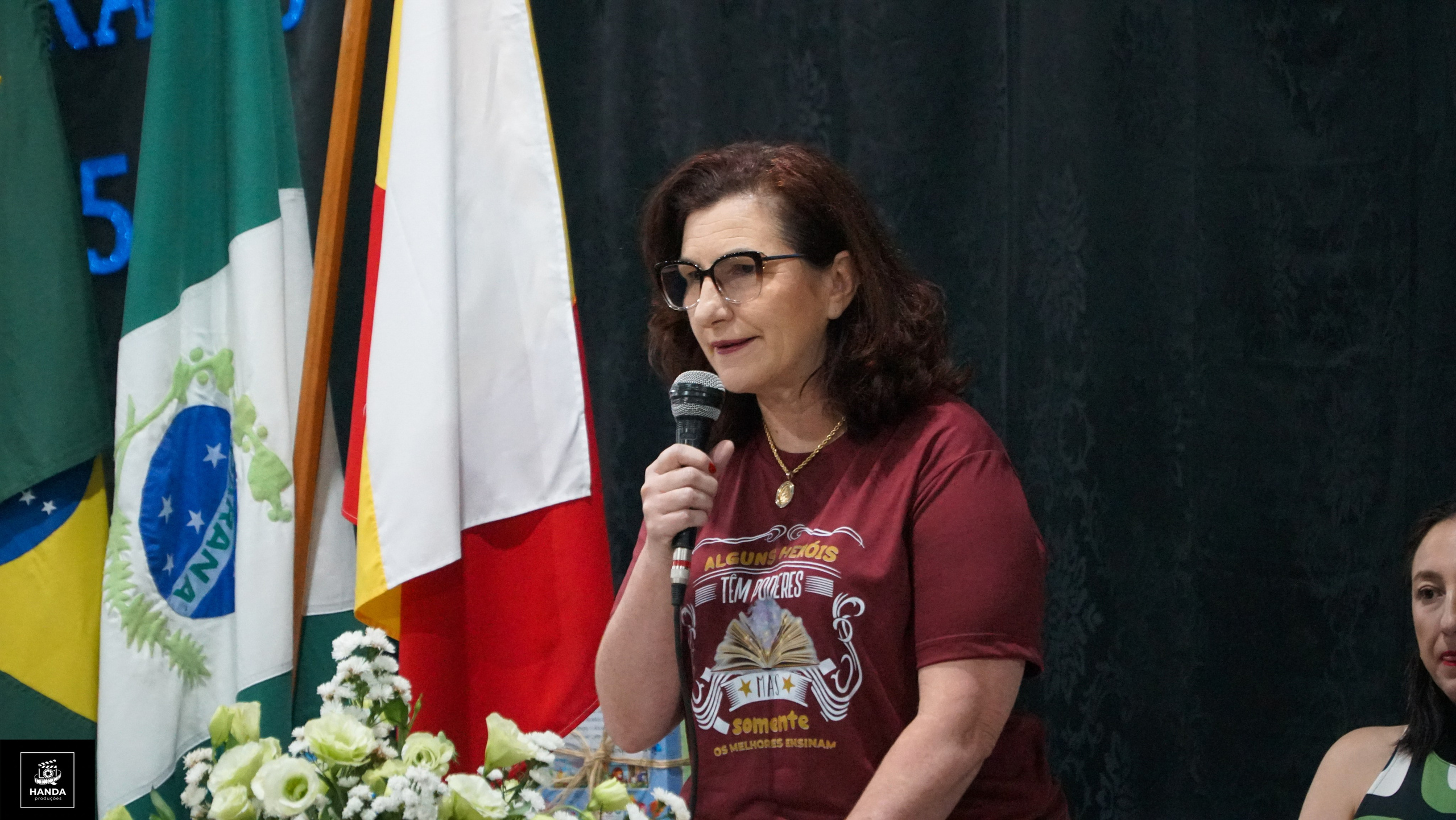 Noite autógrafos colégio Aurélio Buarque de Holanda. Handa Produções