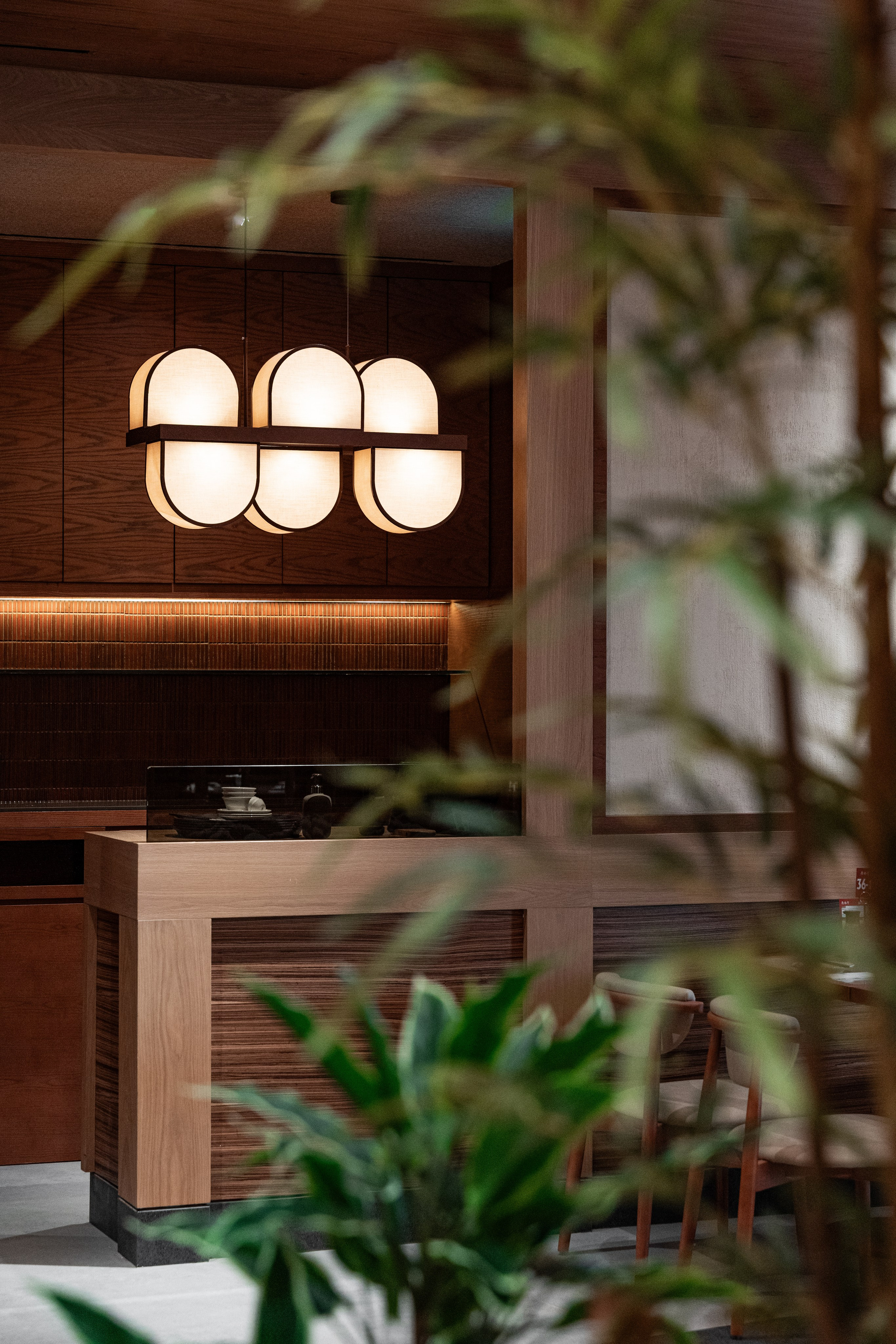 INTERIOR. Photo and video production. Editing & retouching services. Training