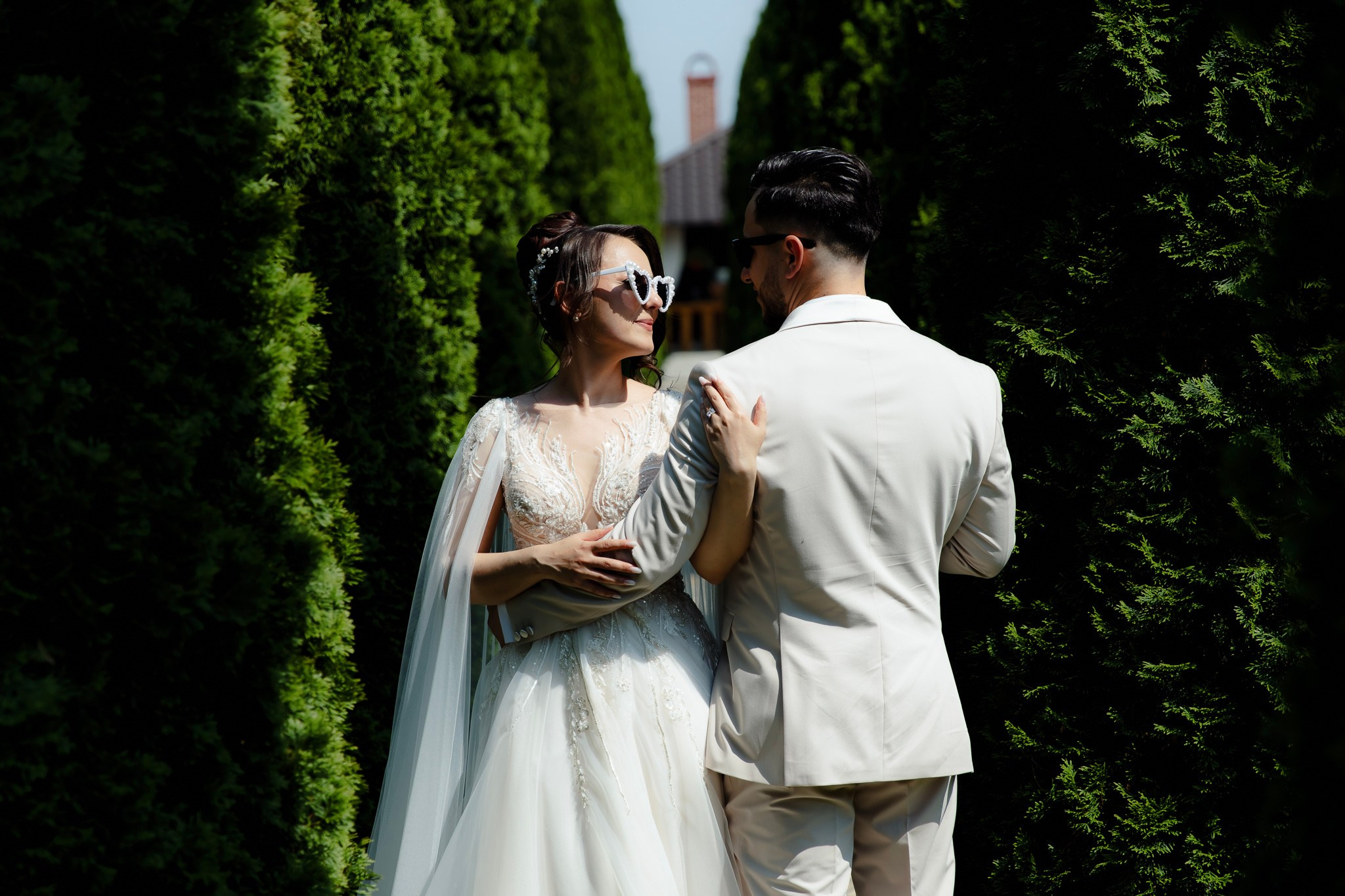 Ioana & Ionuț | Nuntă de poveste la Păstrăvăria Poiana din Mălini județul Suceava. Servicii foto-video profesionale, pentru momente de neuitat