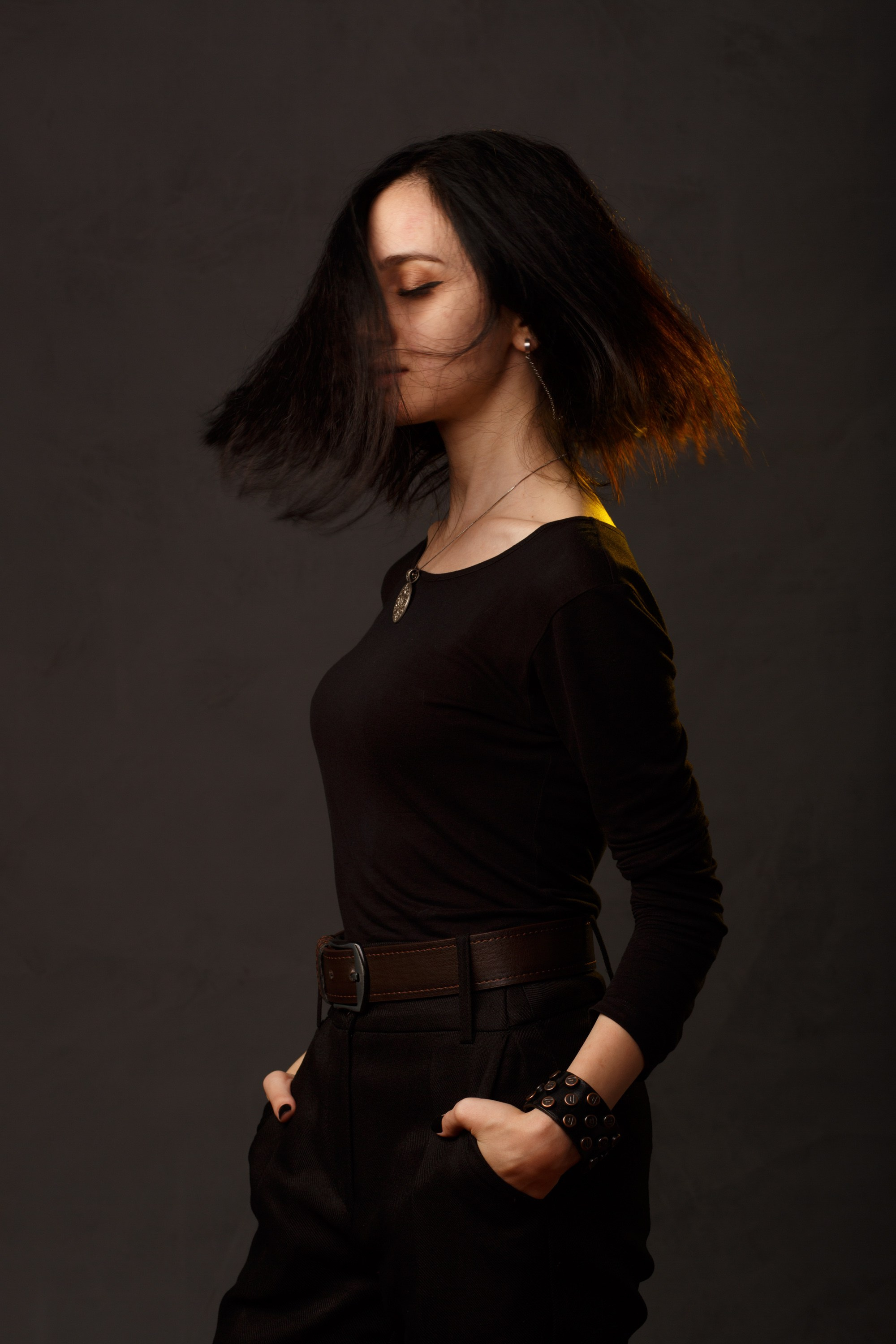 Portret Fotoqrafiyası | Bakıda Peşəkar və Yaradıcı Portret Çəkilişi. Məhsul Fotoqrafı Bakıda