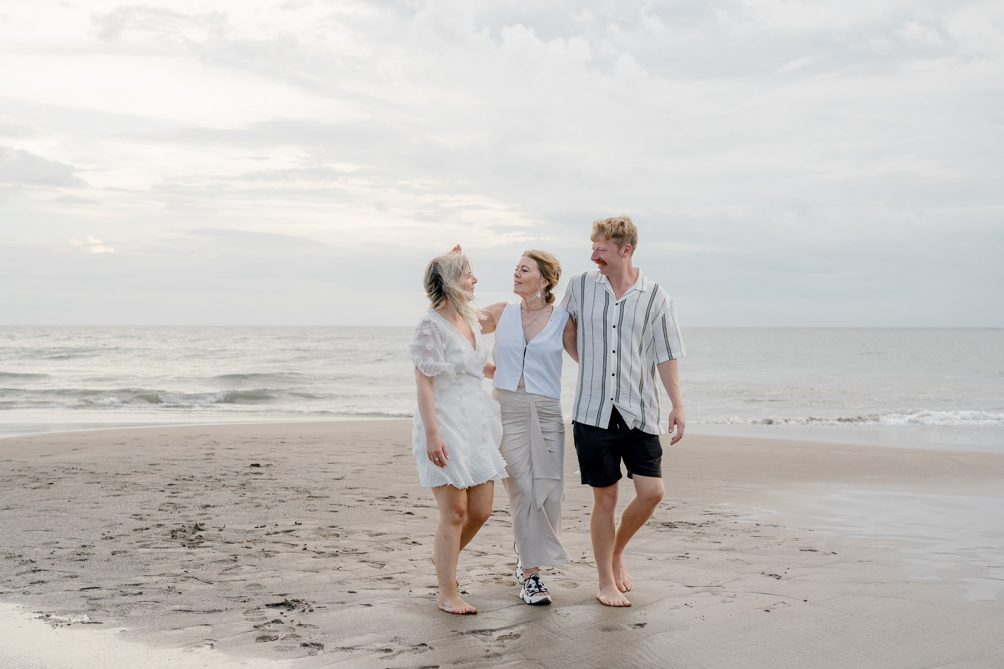 Family Photoshoot in Bali. Female Photographer in Bali