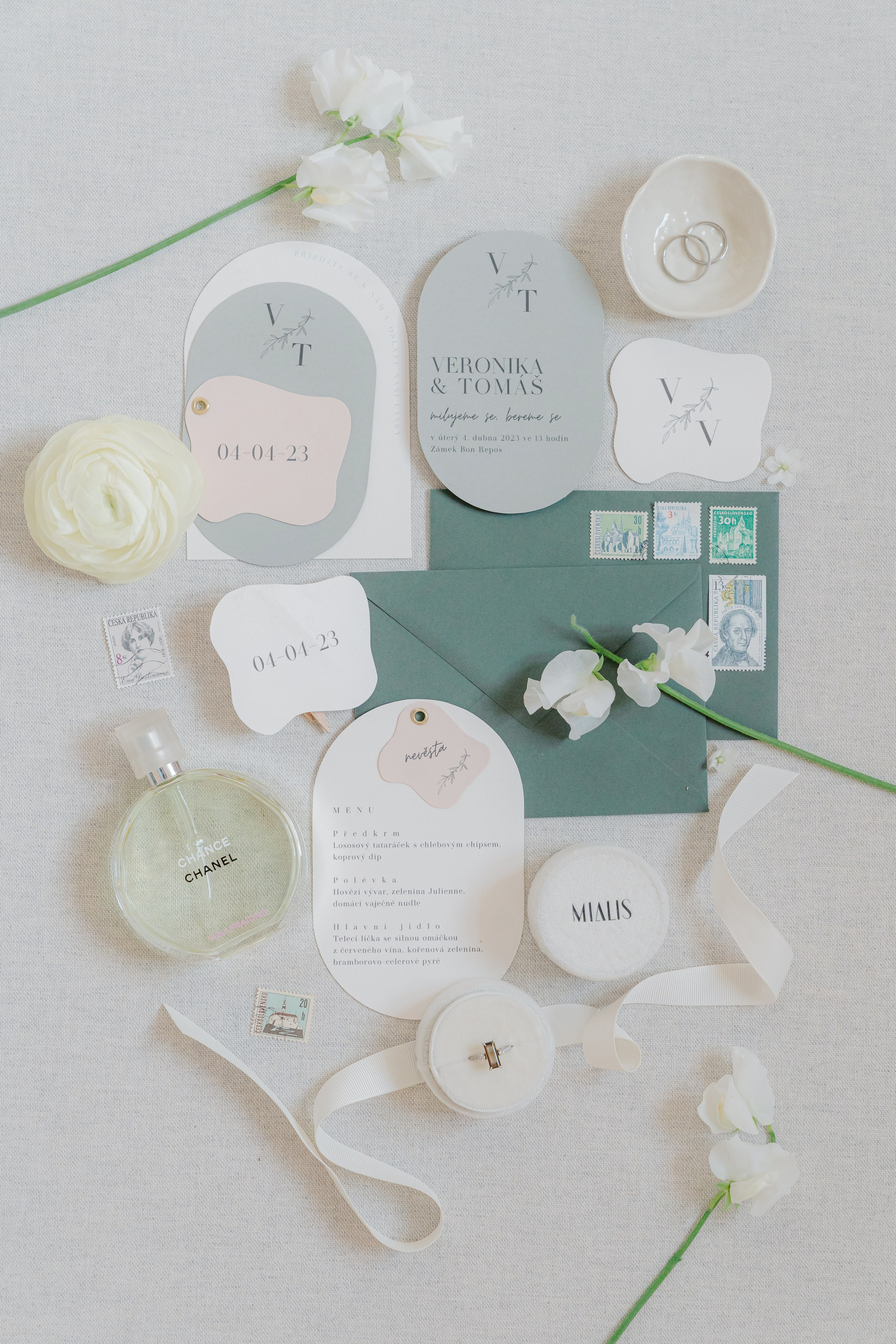 Elegance Unveiled: Thomas & Veronika's Wedding. Raw Studio: Capturing Elegant weddings accross Europe